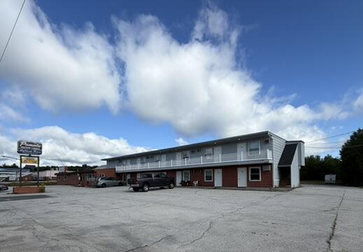 Photo of 973 Central Street Millinocket ME 04462