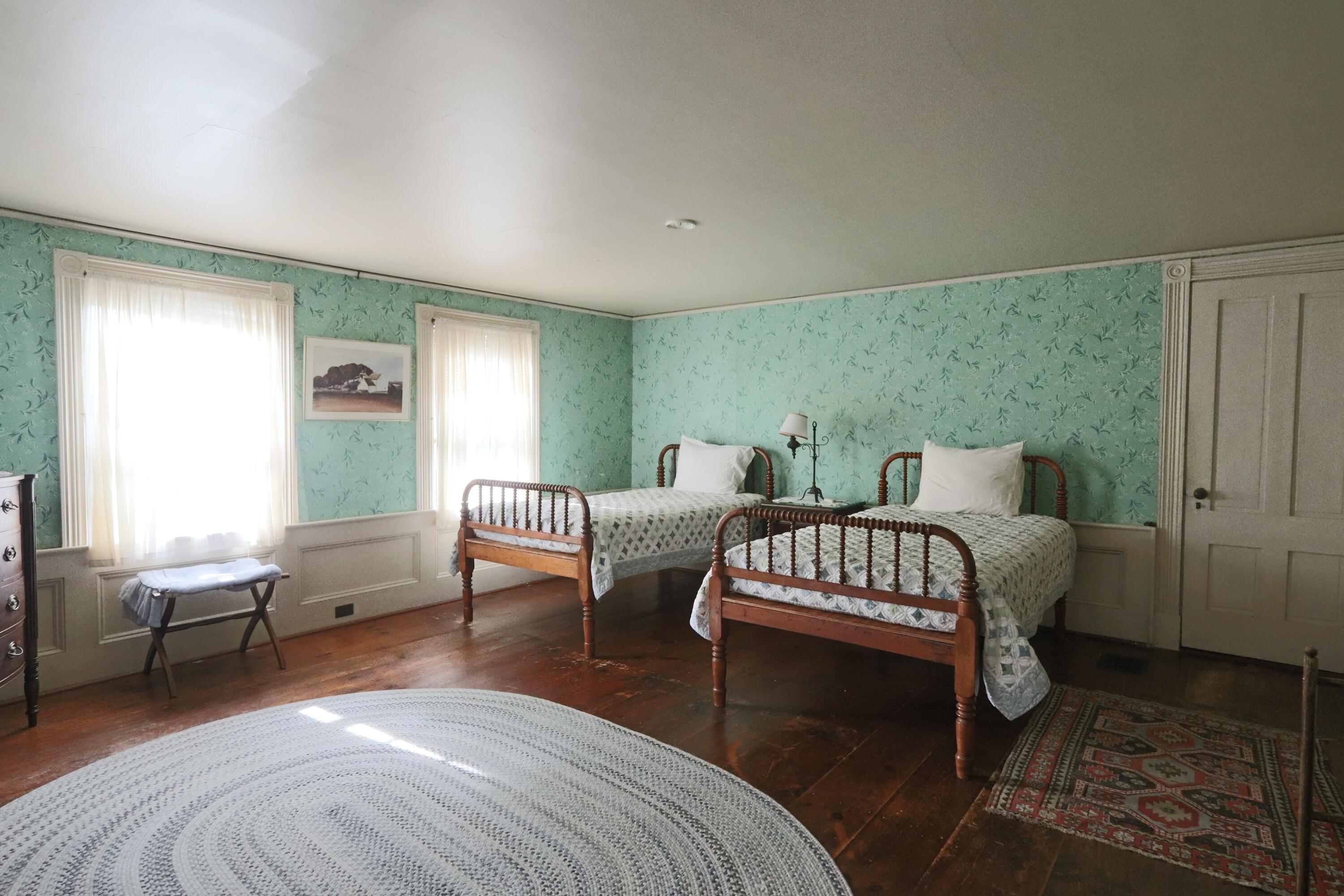 10 South Arm Road, Andover, ME, 04226