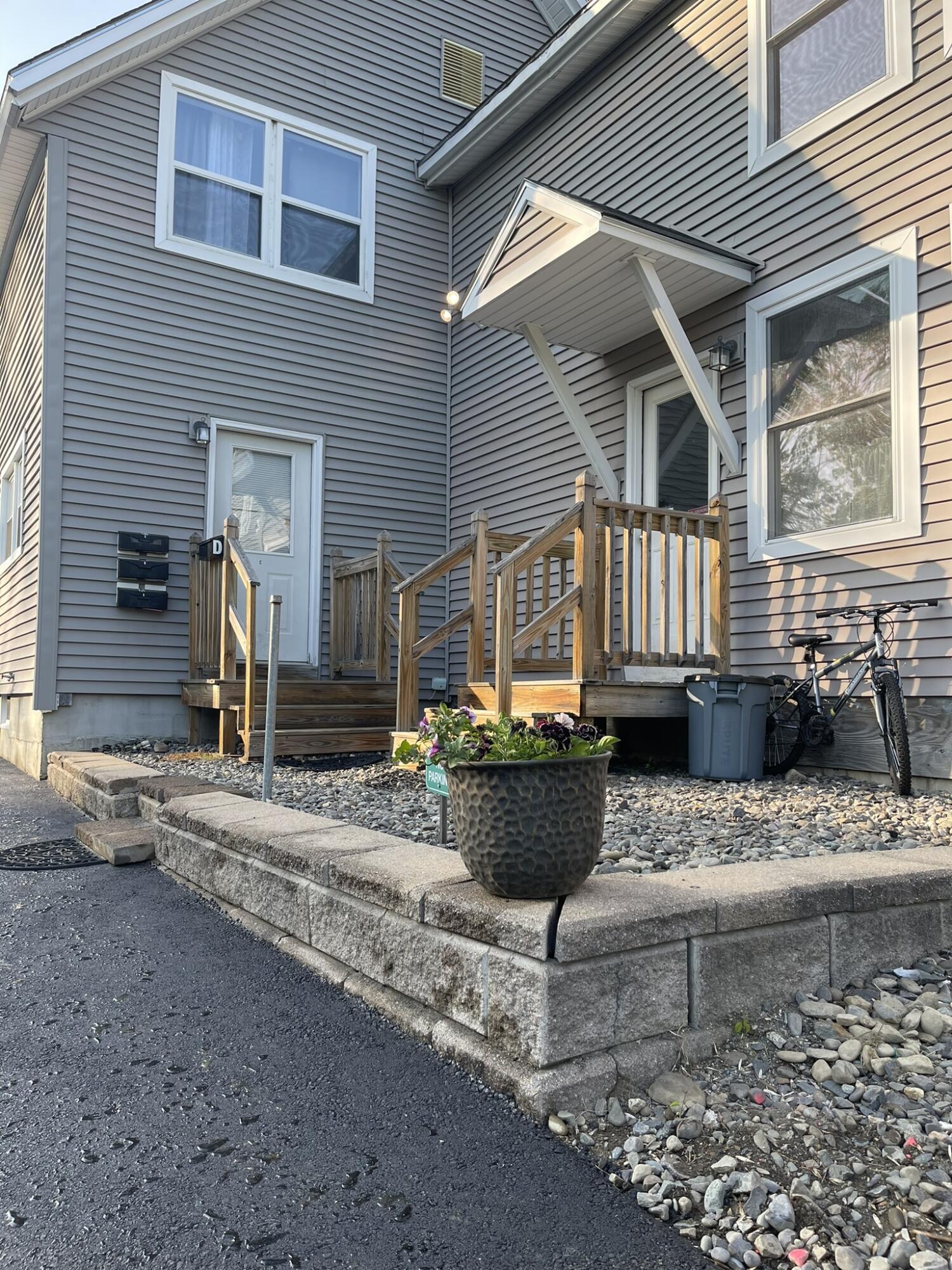 456 Essex Street, Dover-Foxcroft, ME 04426 — photo 2