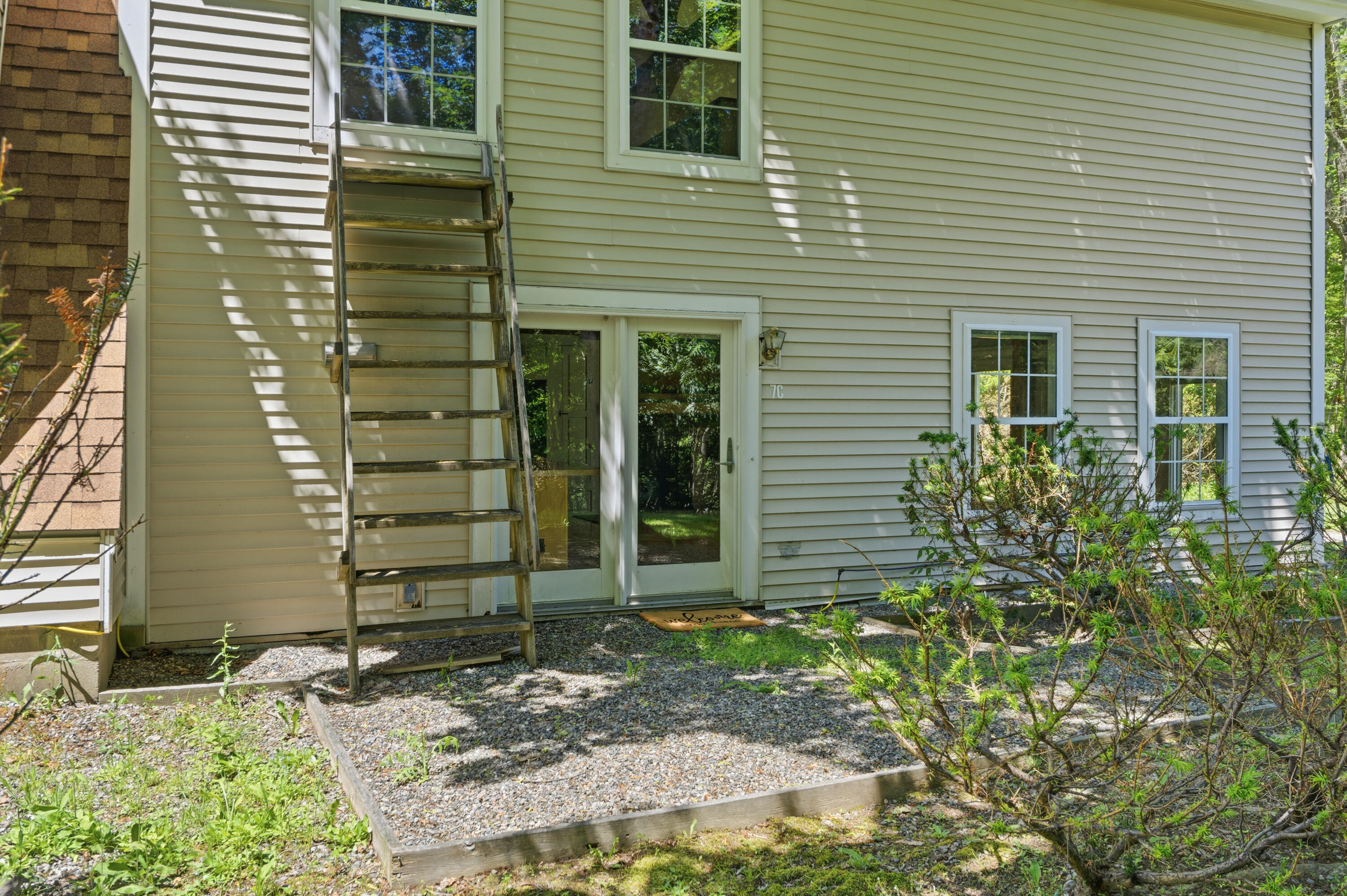 7 Cross Rd_148