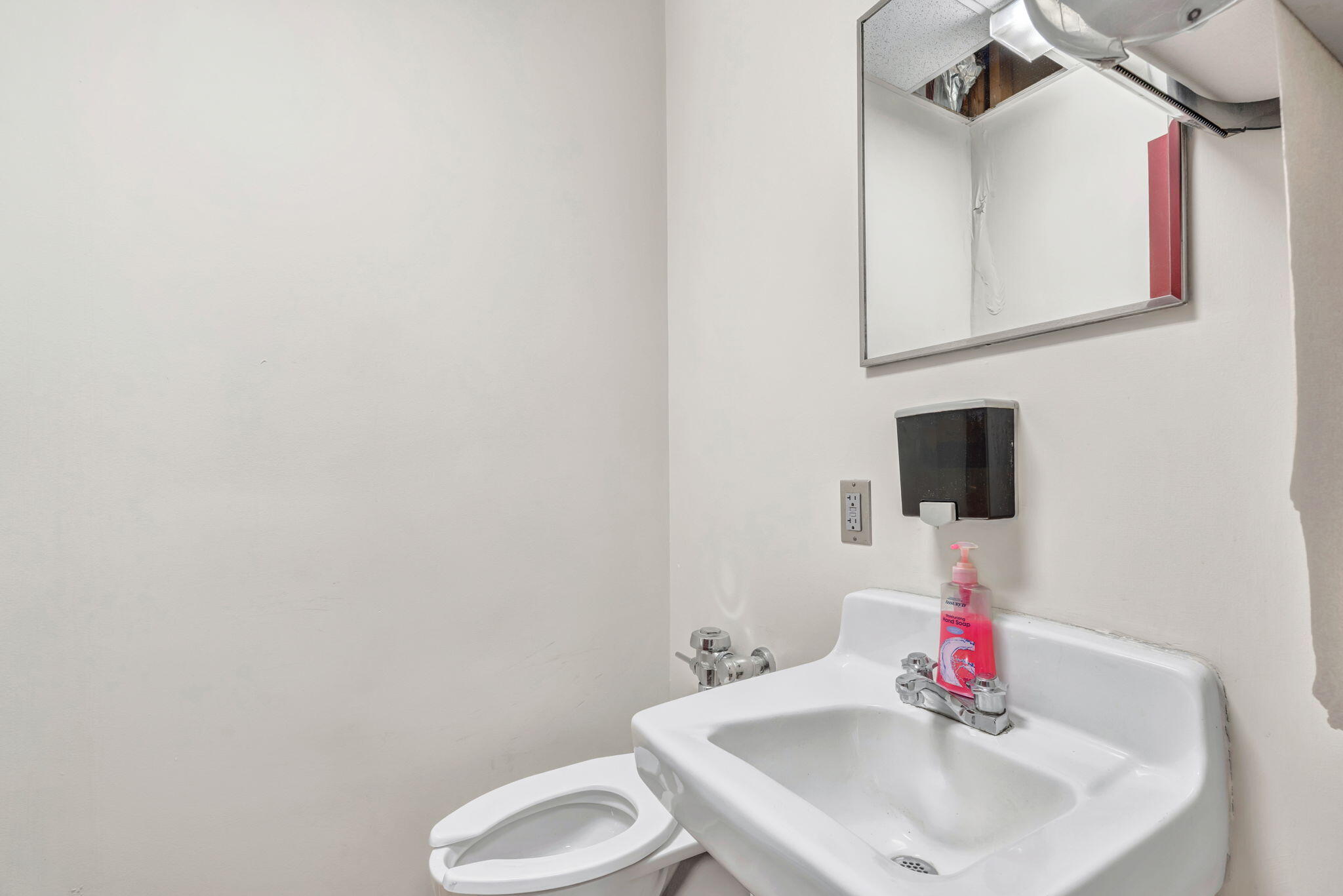 85 Park Street, Lewiston, ME, 04240