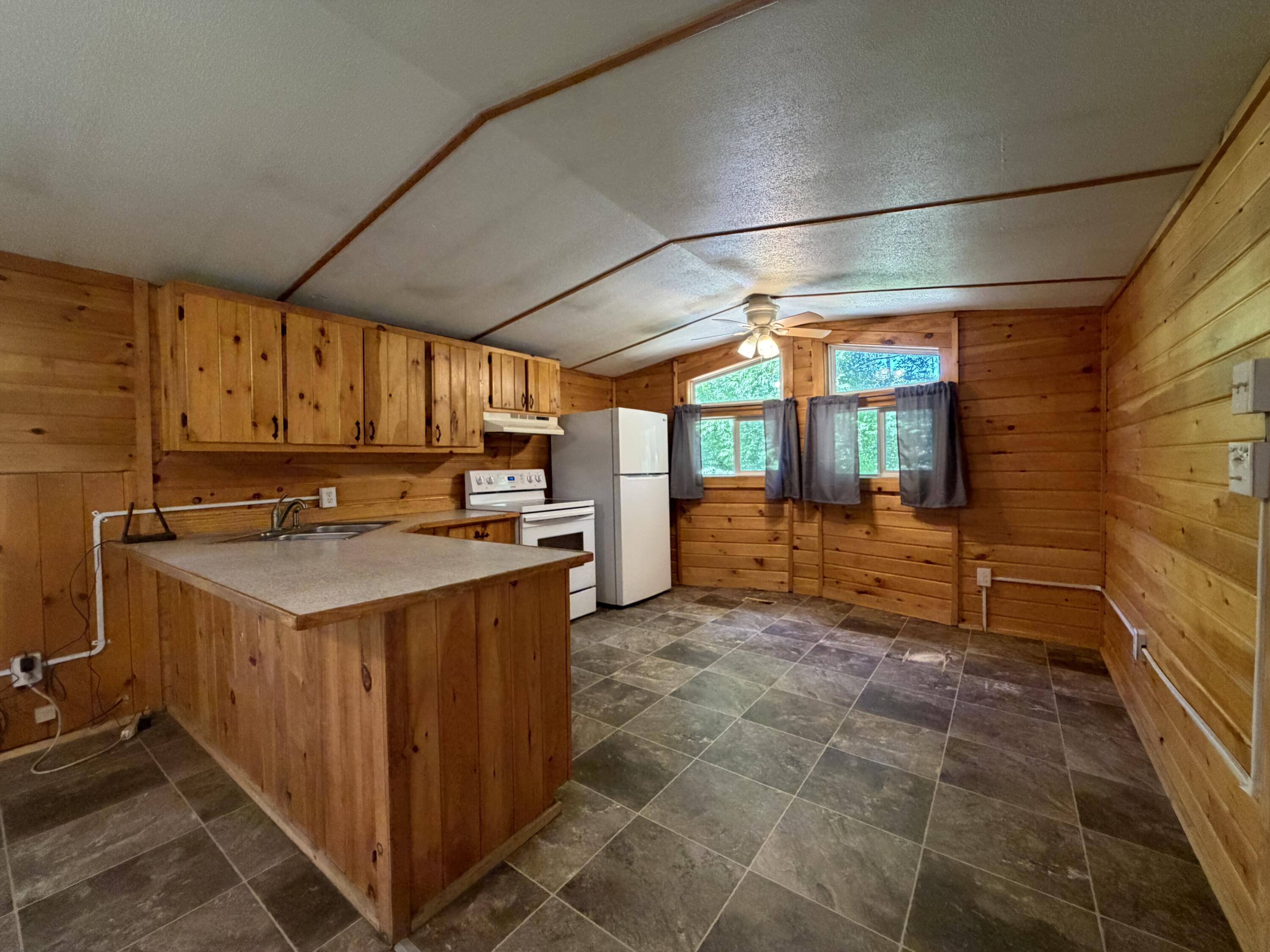 16 Craig Lane, Sangerville, ME 04479 IMG_5258