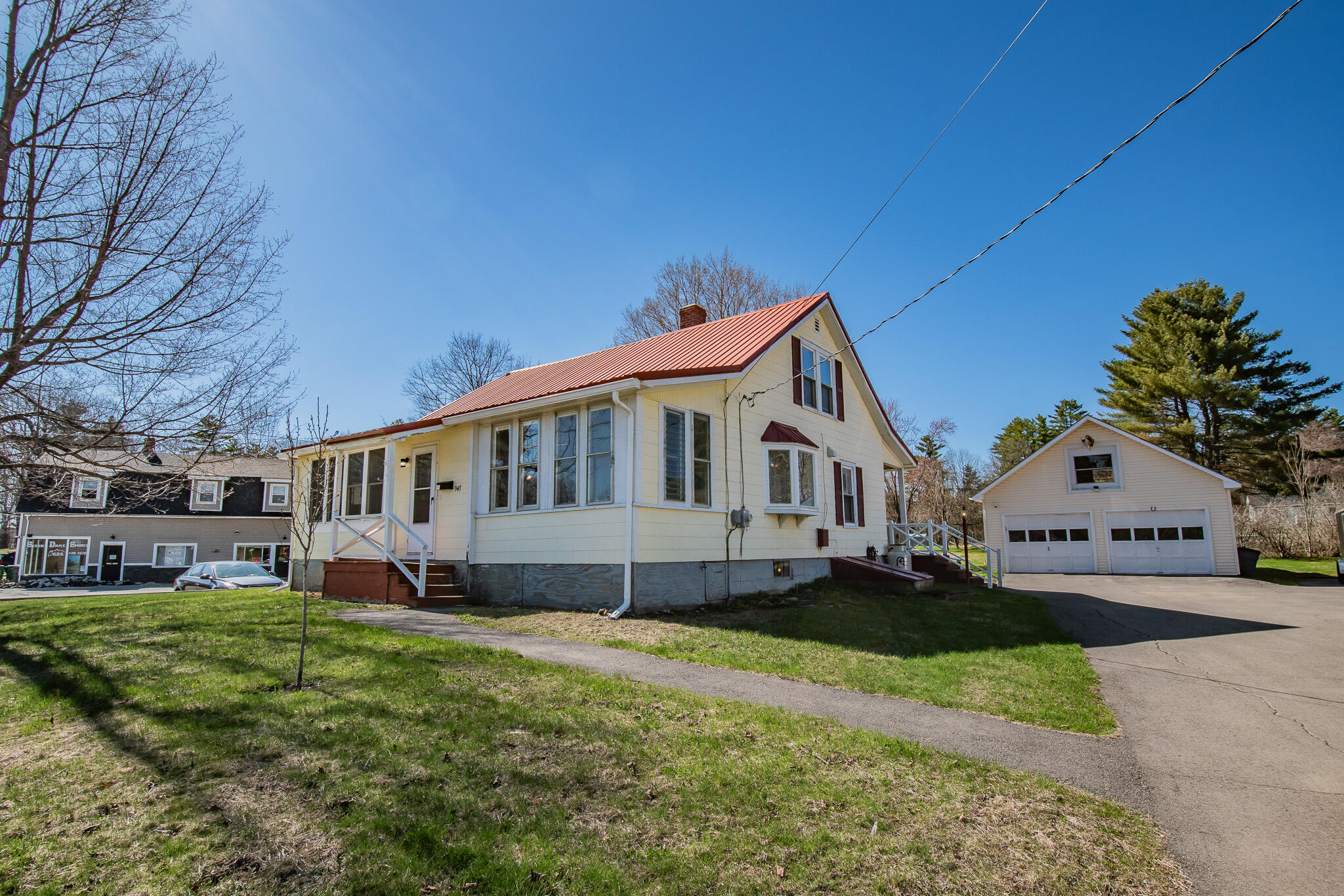 947 W Main Street, Dover-foxcroft, ME, 04426