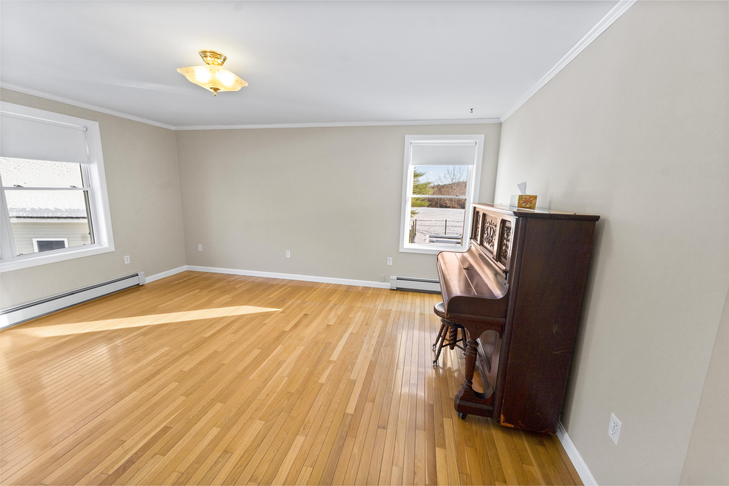 50 Emerald Drive, Hampden, ME, 04444