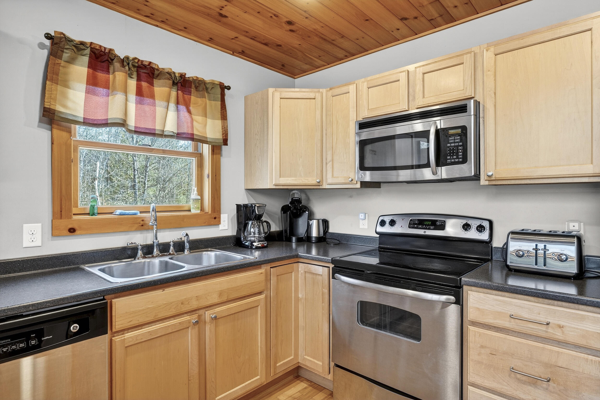 203 Walkers Mills Road, Bethel, ME, 04217