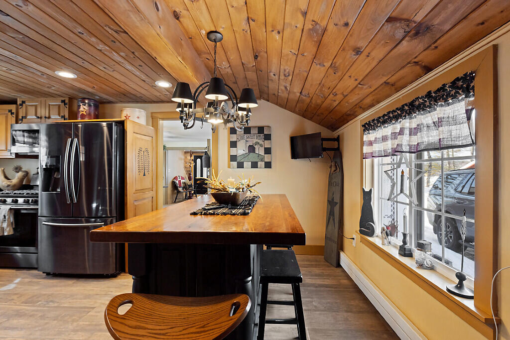 13 Cooper Road, Chesterville, ME, 04938