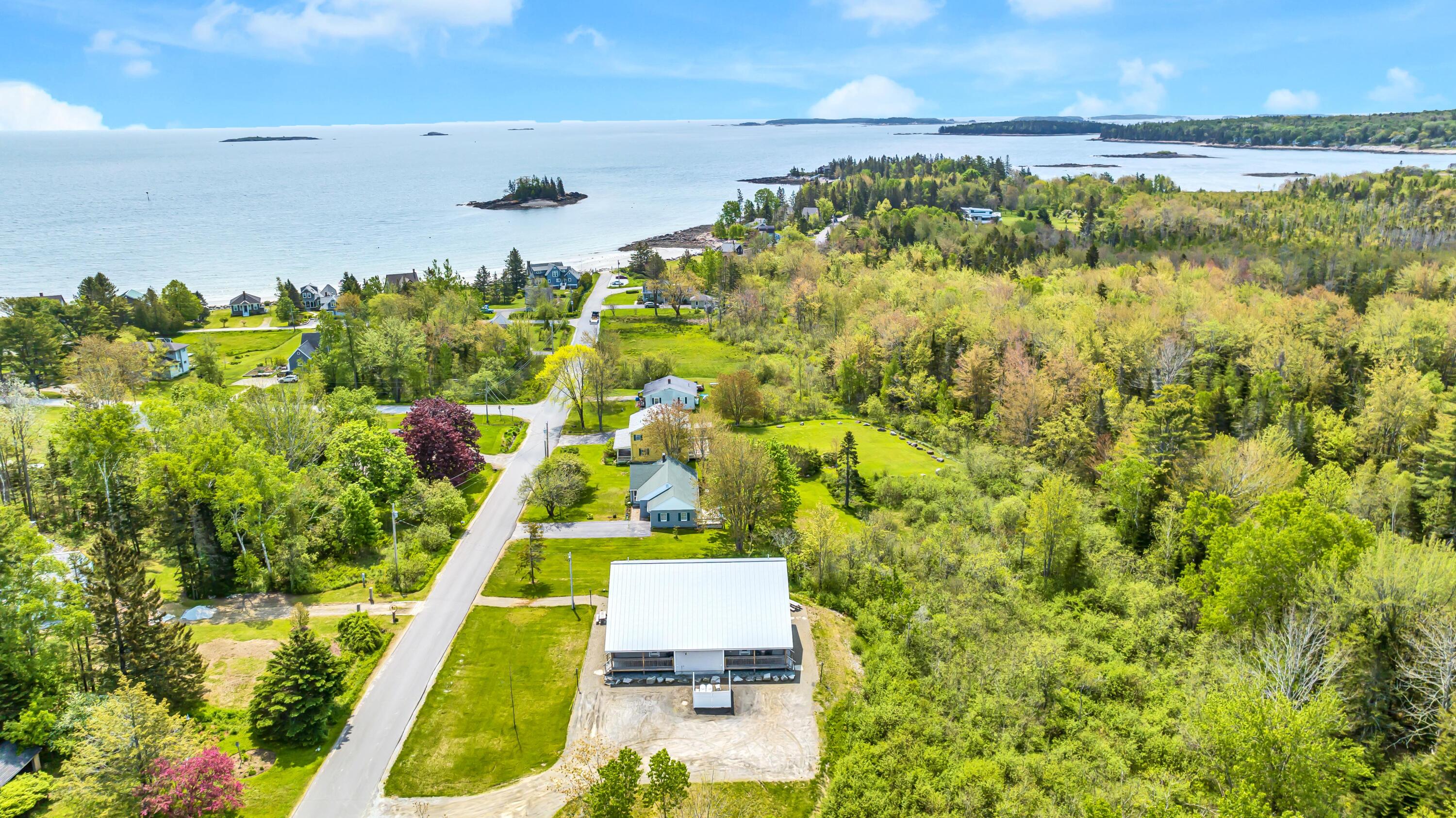 19 Crescent Beach Road, Owls Head, ME, 04854