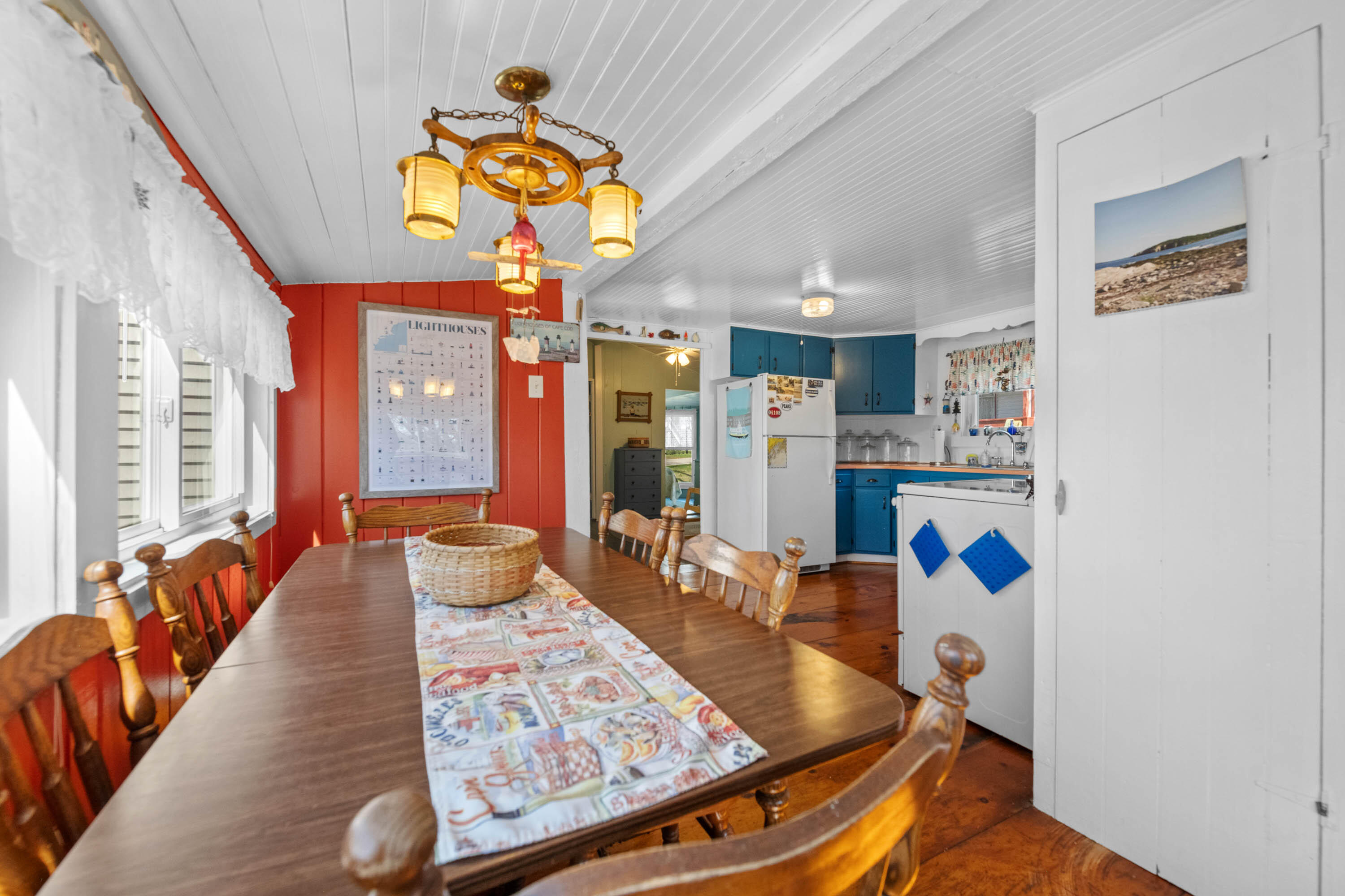 11 Oakland Avenue, Portland, ME, 04108