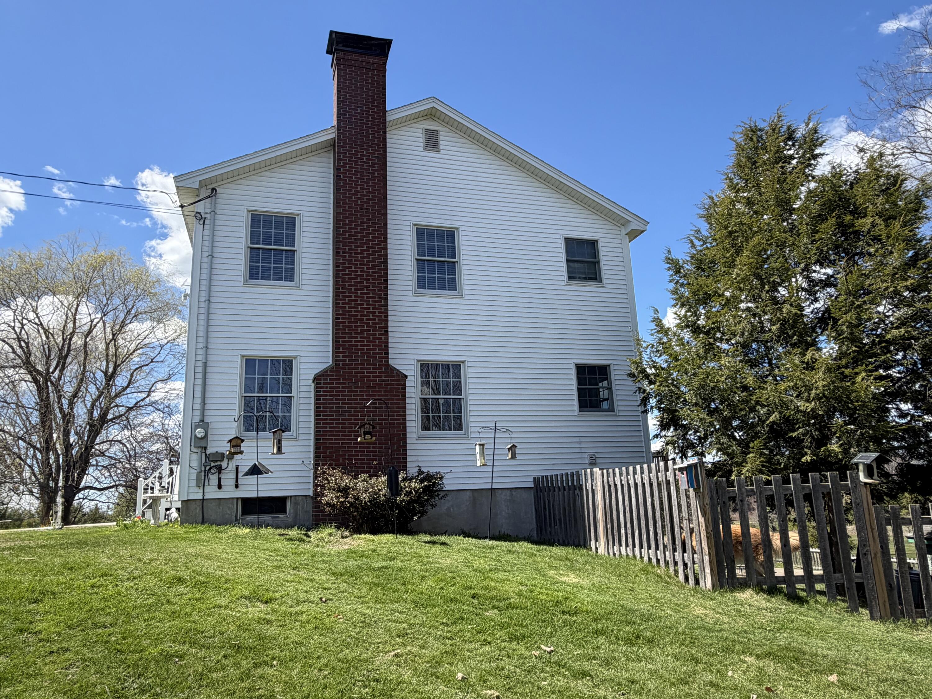 387 Exeter Road, Corinth, ME, 04427