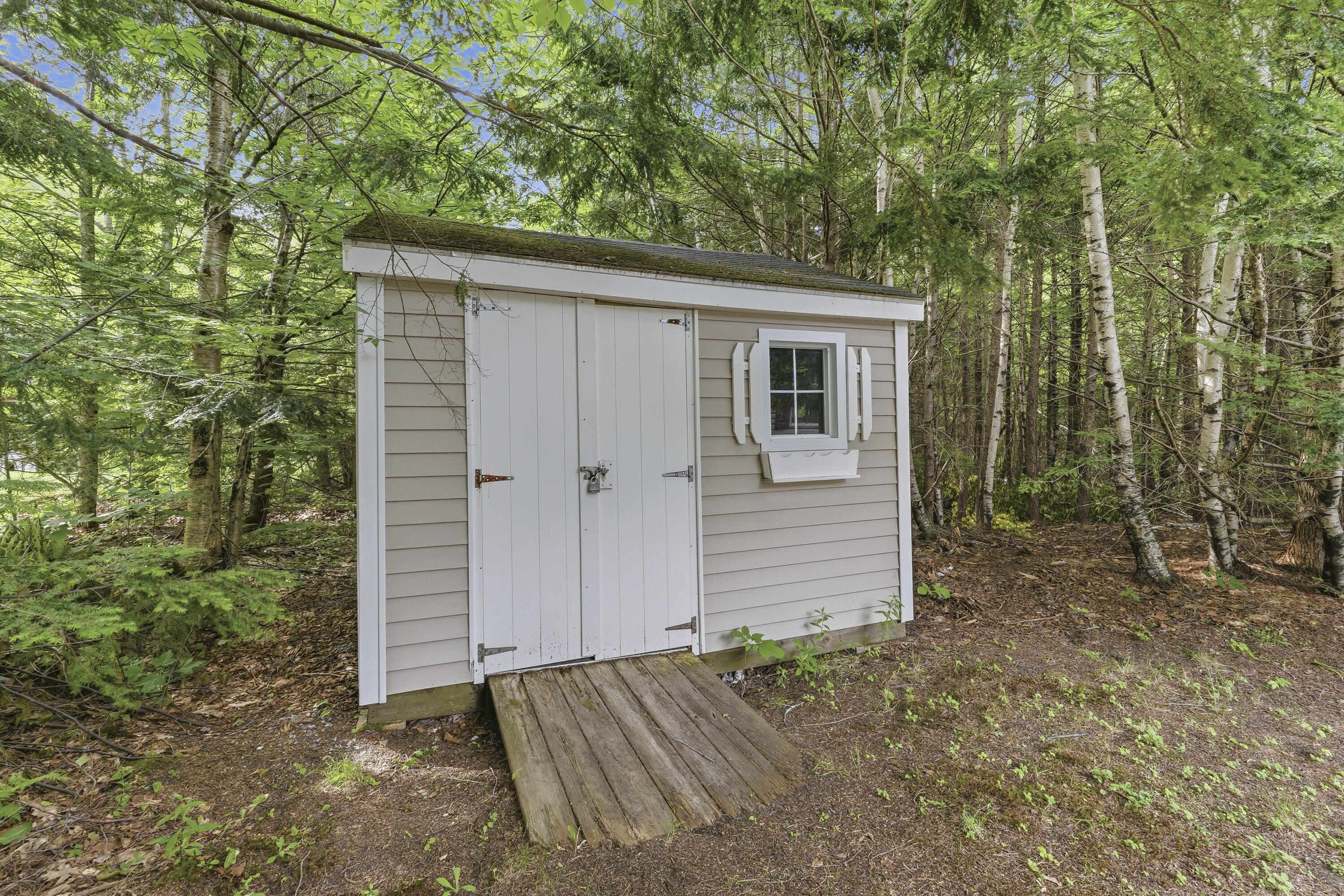 Shed