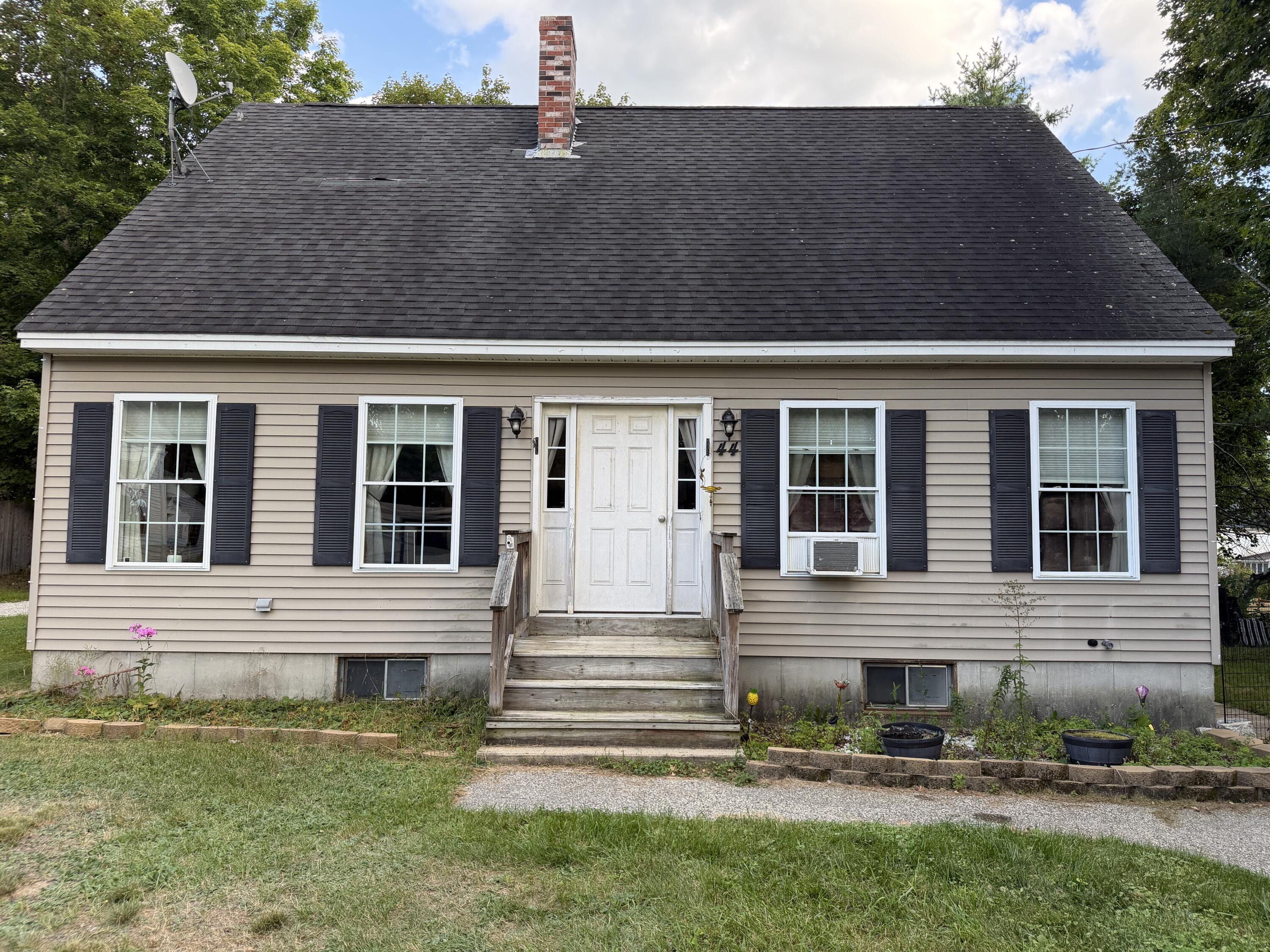 Photo of 44 Main Street Standish ME 04085