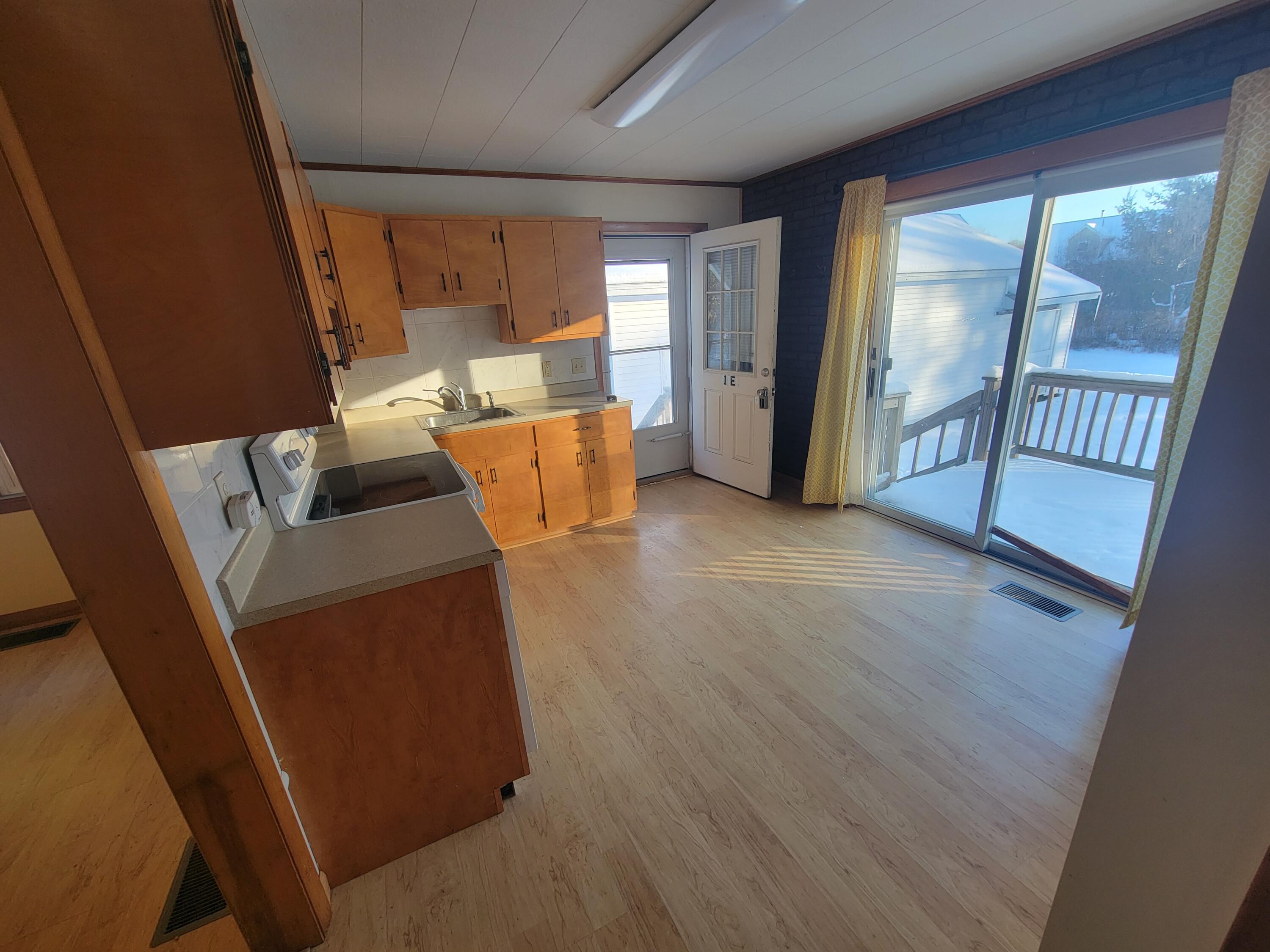 185 Elm Street, Brewer, ME, 04412