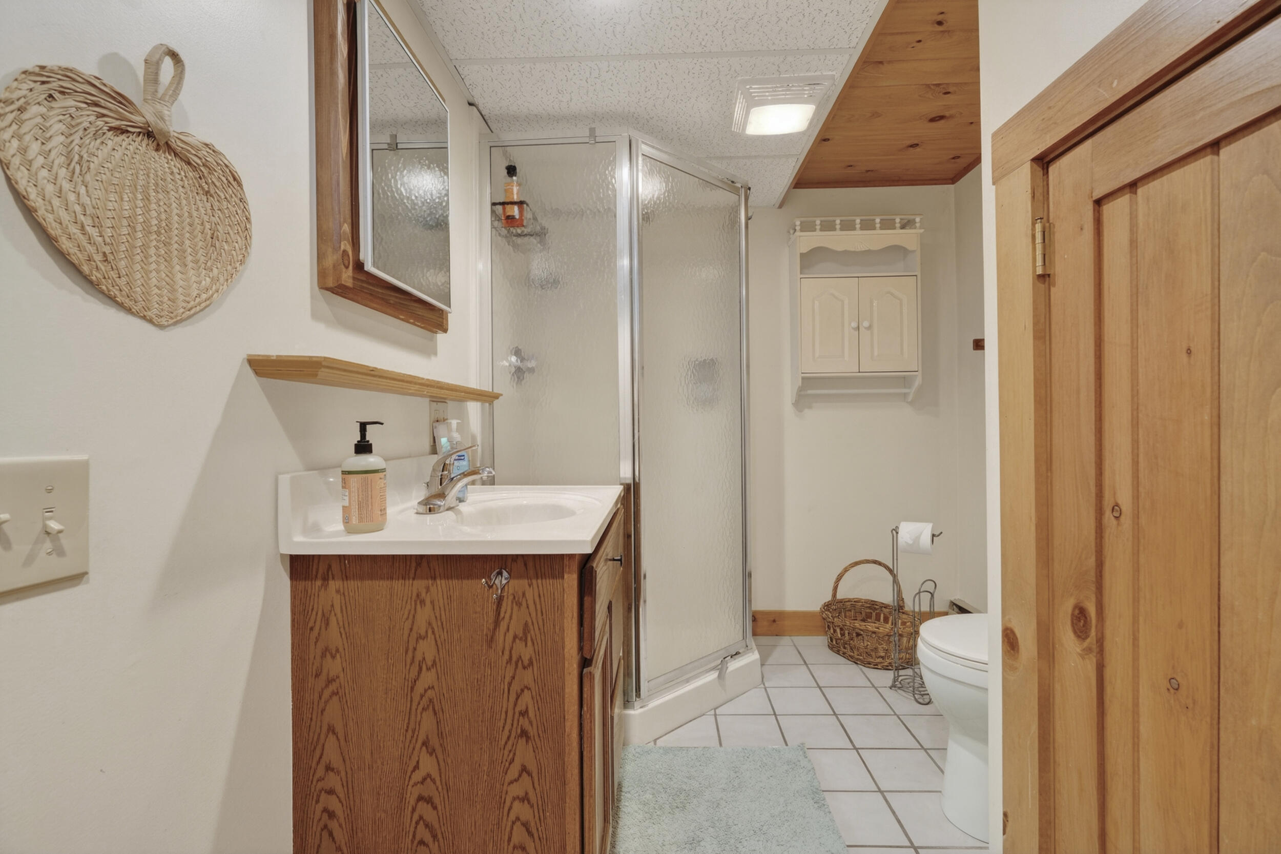 42 Vernon Street, Bethel, ME, 04217