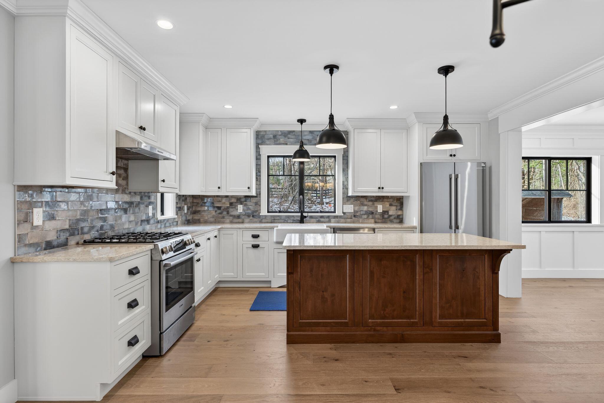 142 Main Street, Kennebunkport, ME, 04046