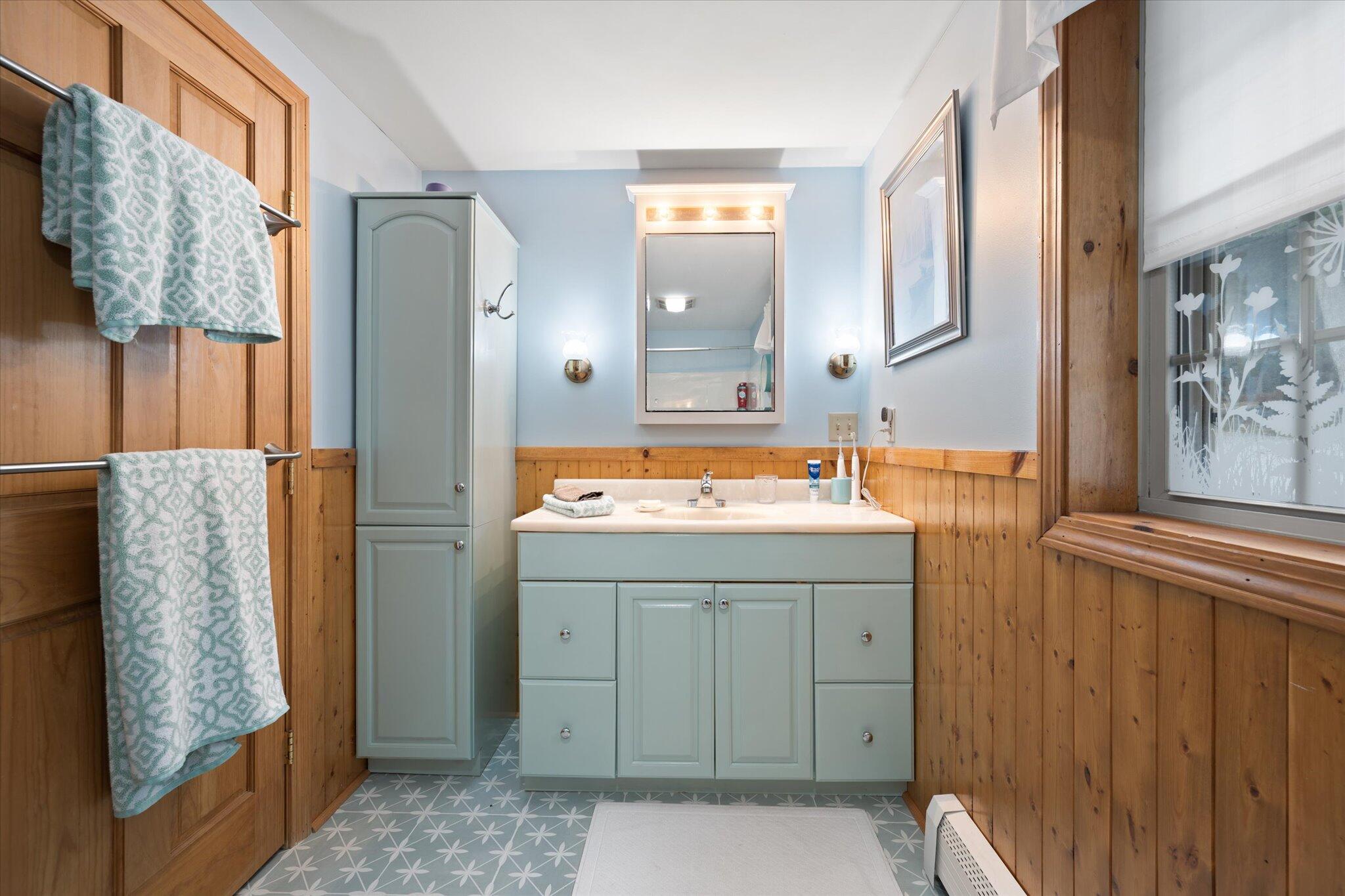 43 Verona Park, Verona Island, ME, 04416