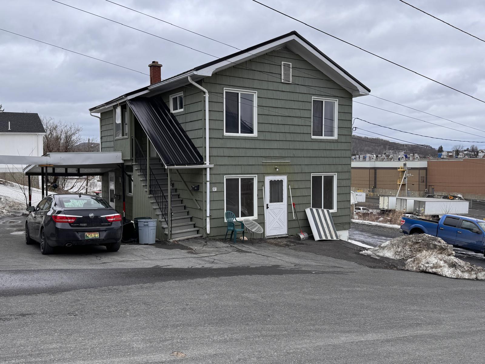123 First Street, Rockland, ME, 04841