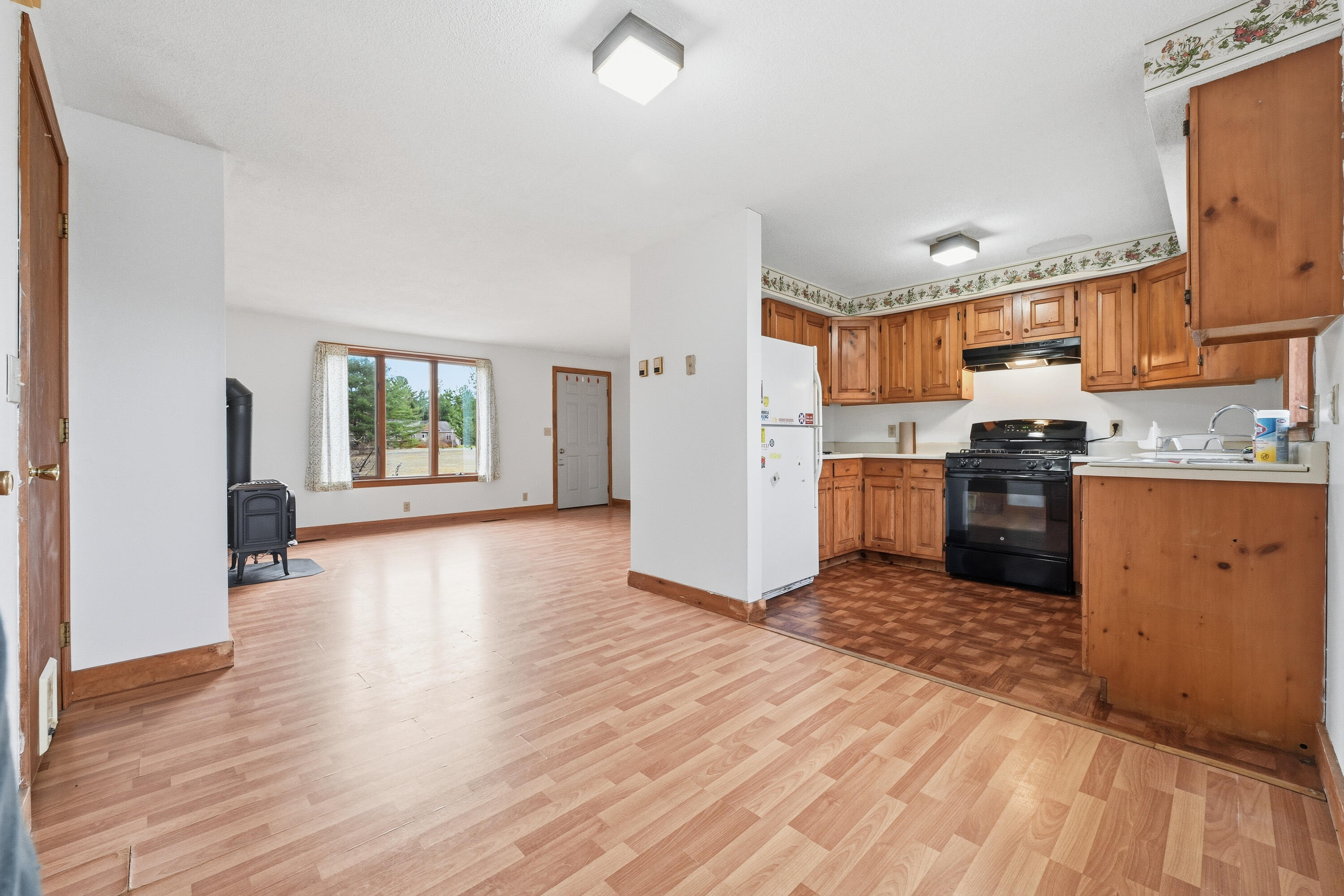 174 W Kingfield Road, Kingfield, ME, 04947