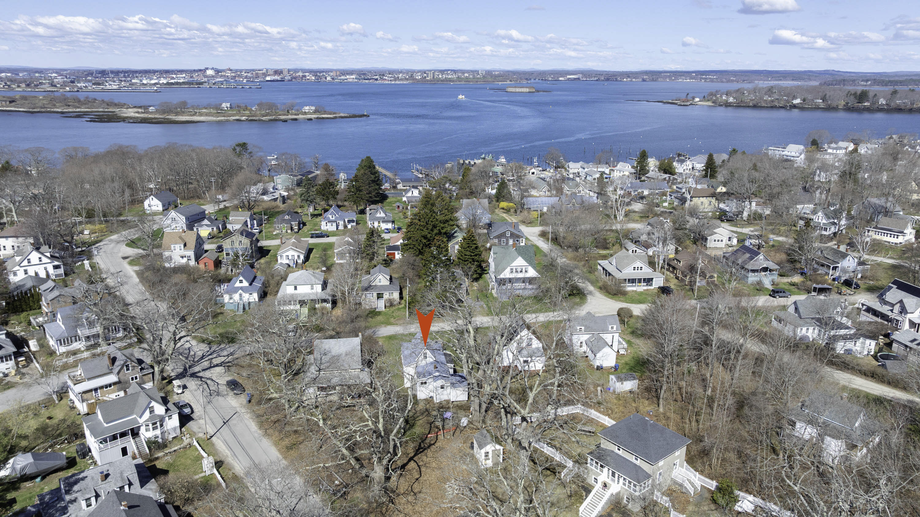 11 Oakland Avenue, Portland, ME, 04108