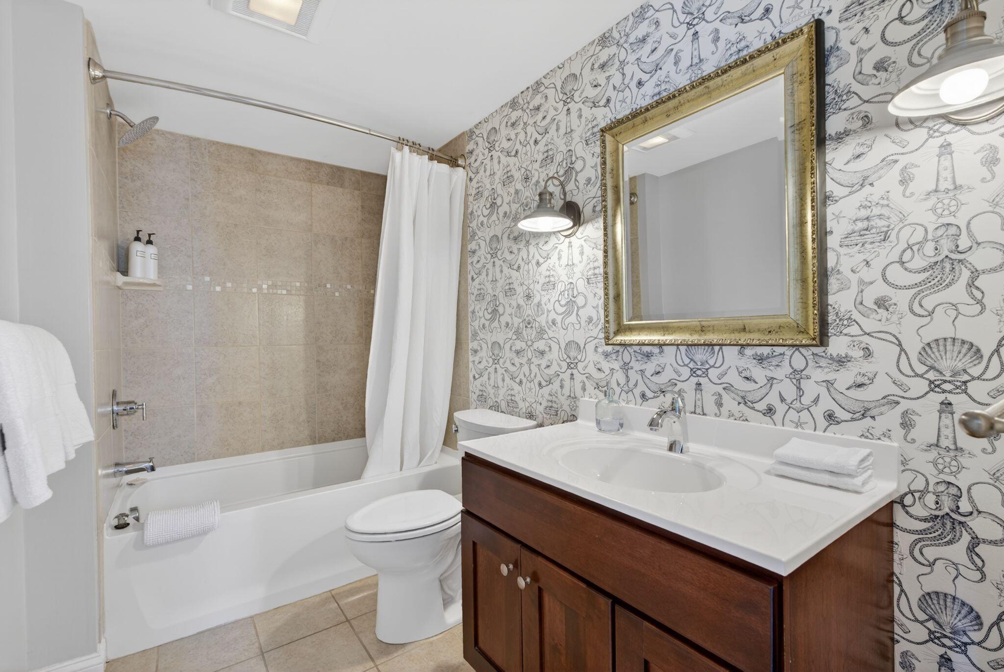 135 Congress Street, #1, Portland, ME 04101 Bathroom #1