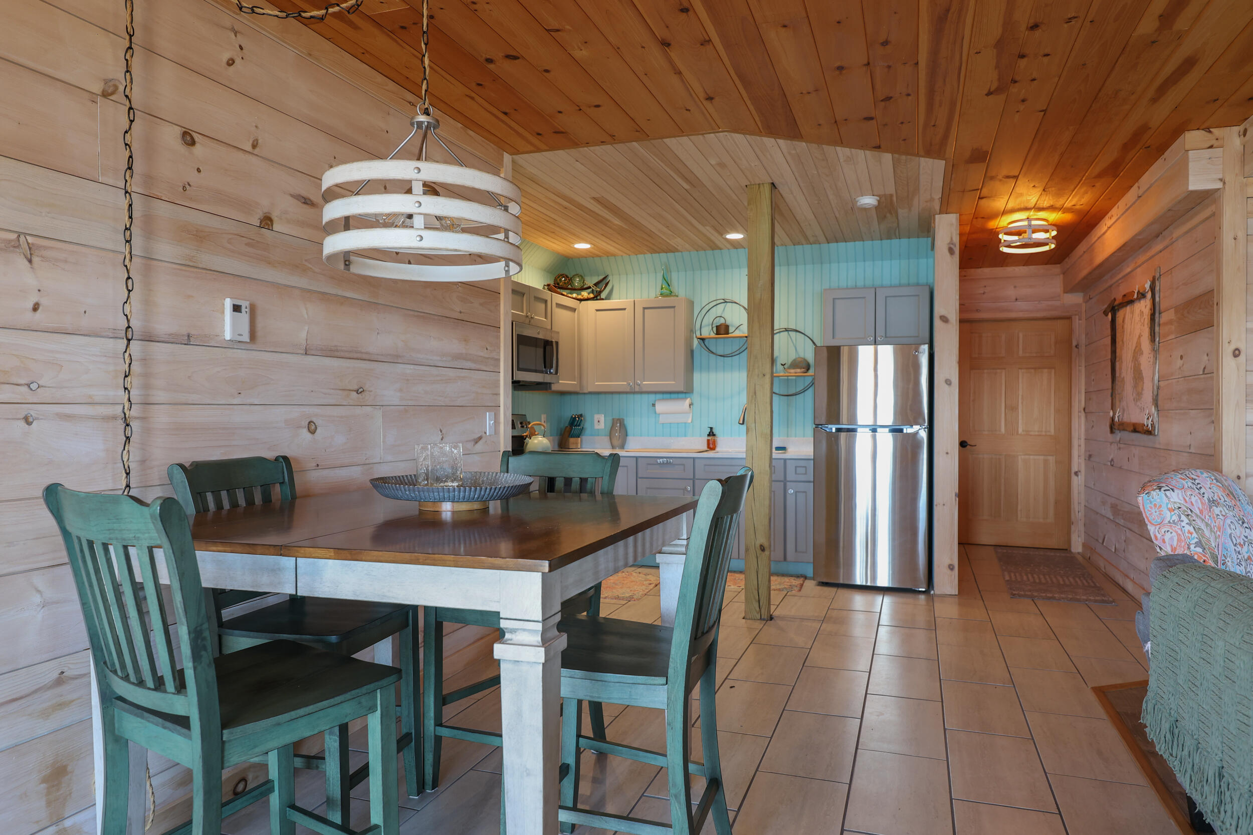 28 City Point Road, Vinalhaven, ME, 04863