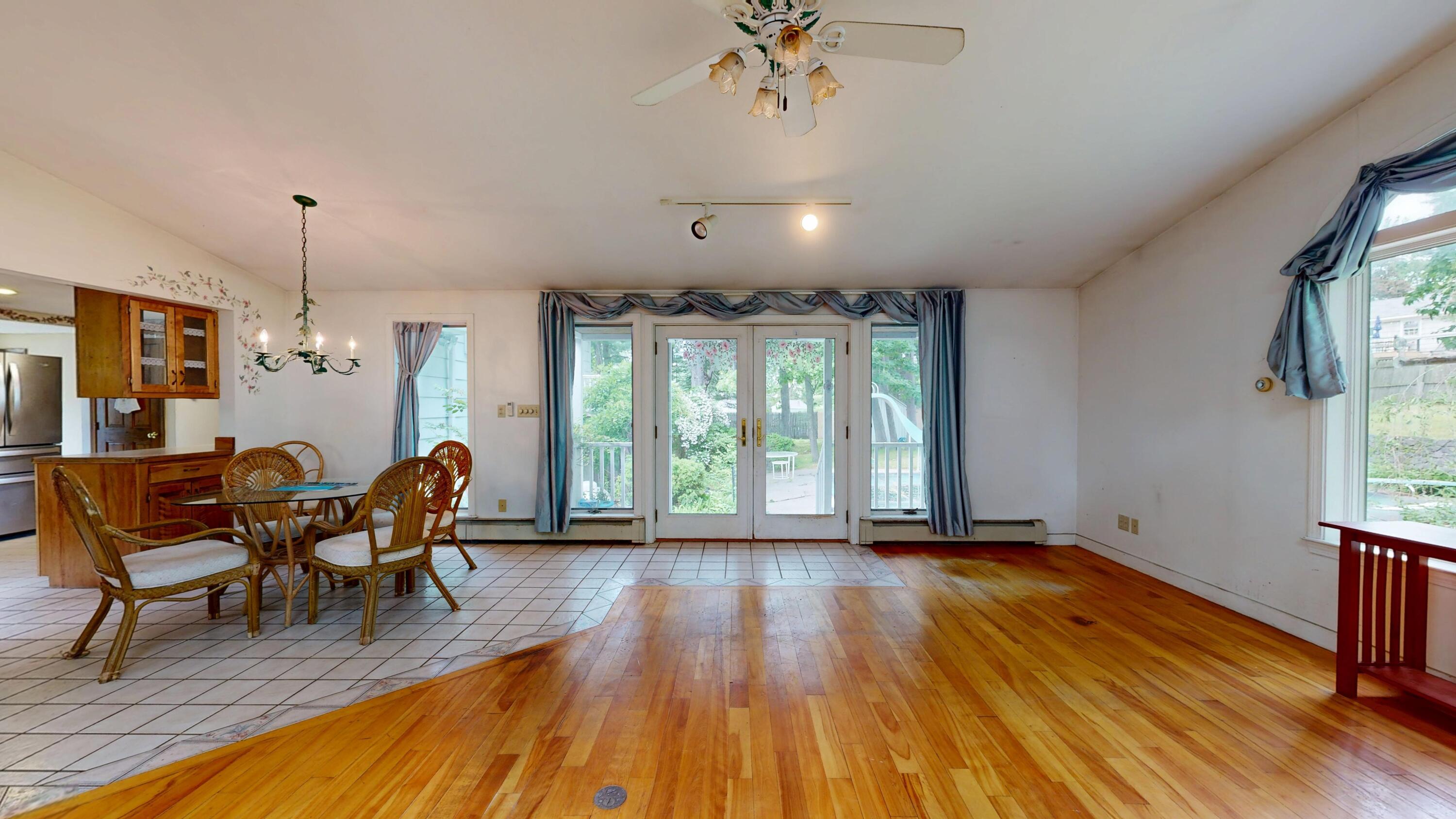172 Sandy Hill Road, South Portland, ME 04106 Dining Area