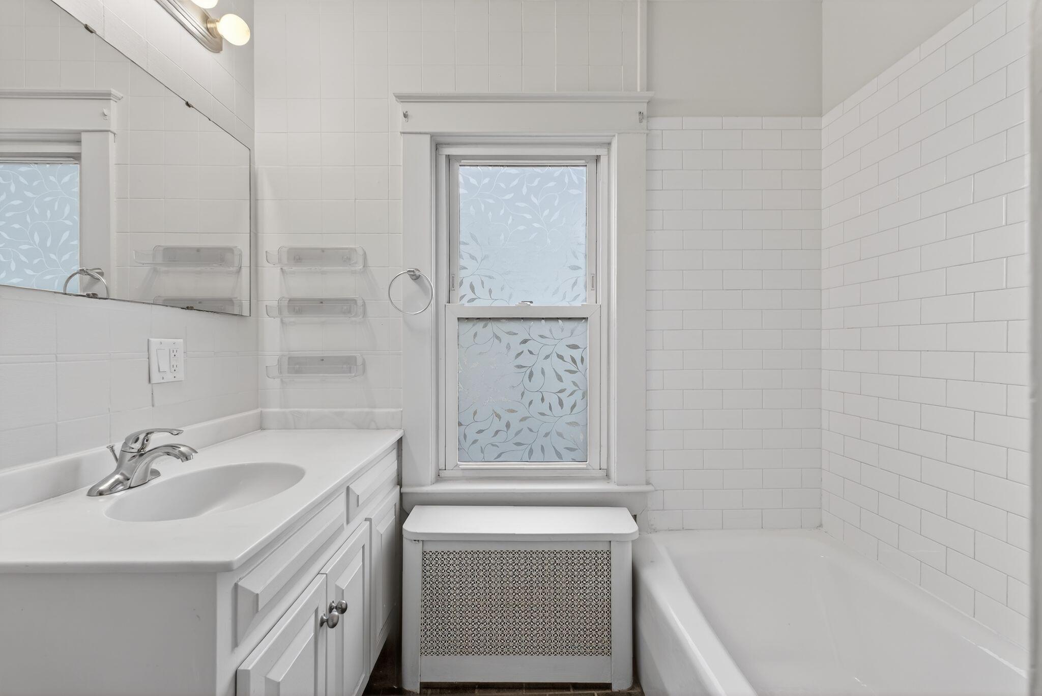 930 Forest Avenue, Portland, ME, 04103