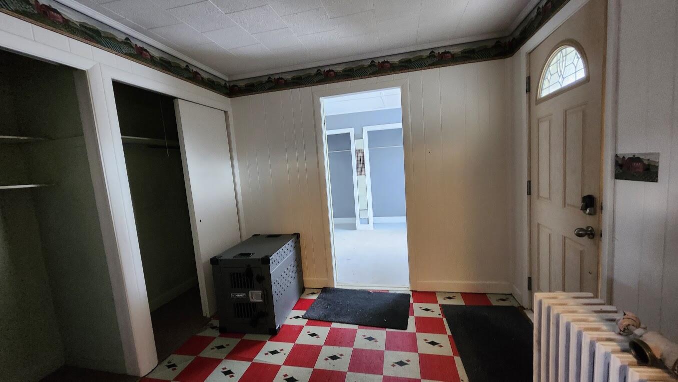 17 Bates Street, Millinocket, ME, 04462