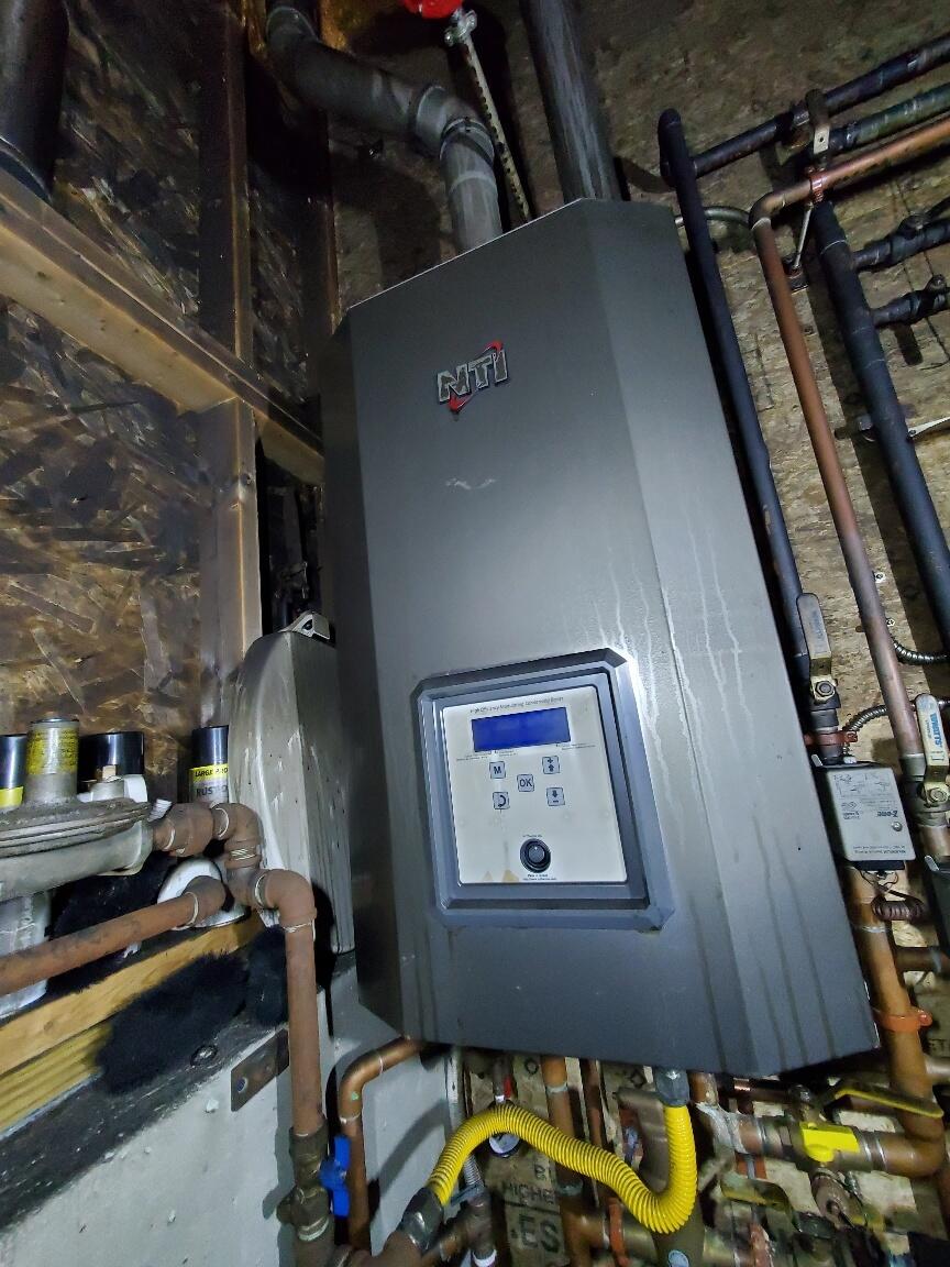 999 Main Road, Eddington, ME, 04428