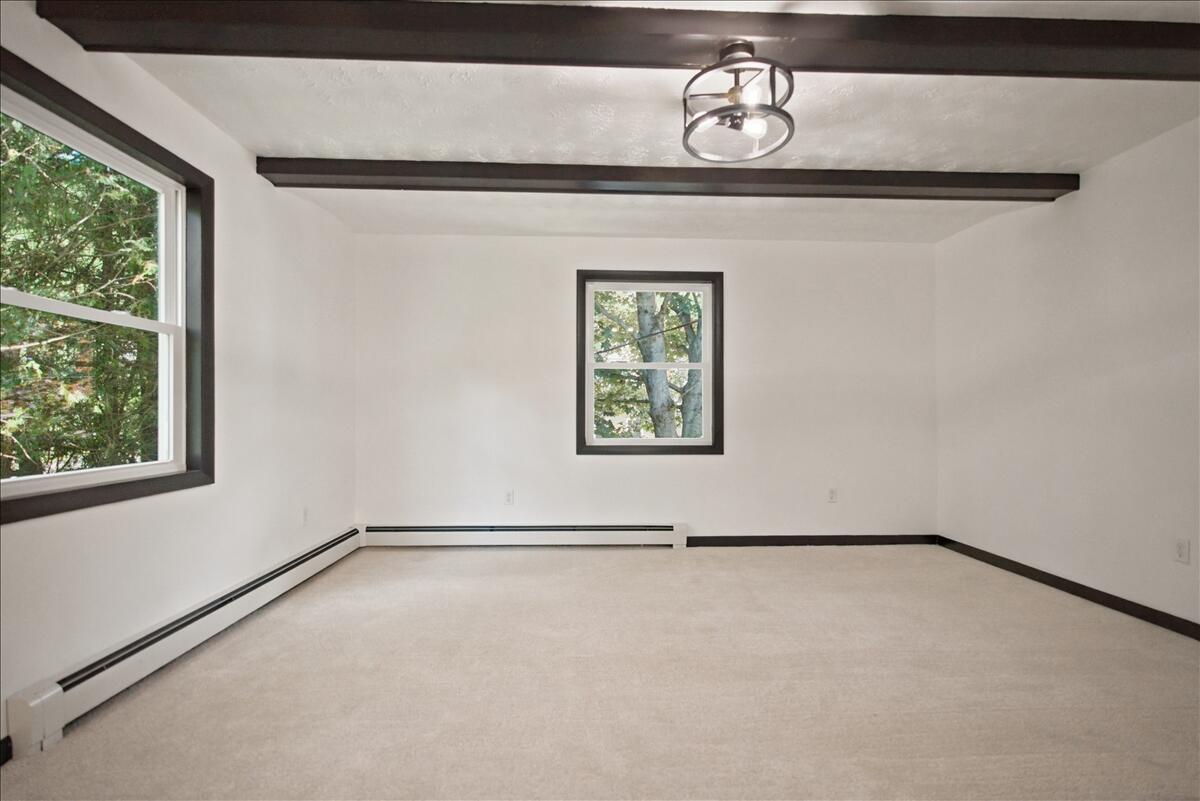 466 East Avenue, Lewiston, ME 04240 44-DSC09115