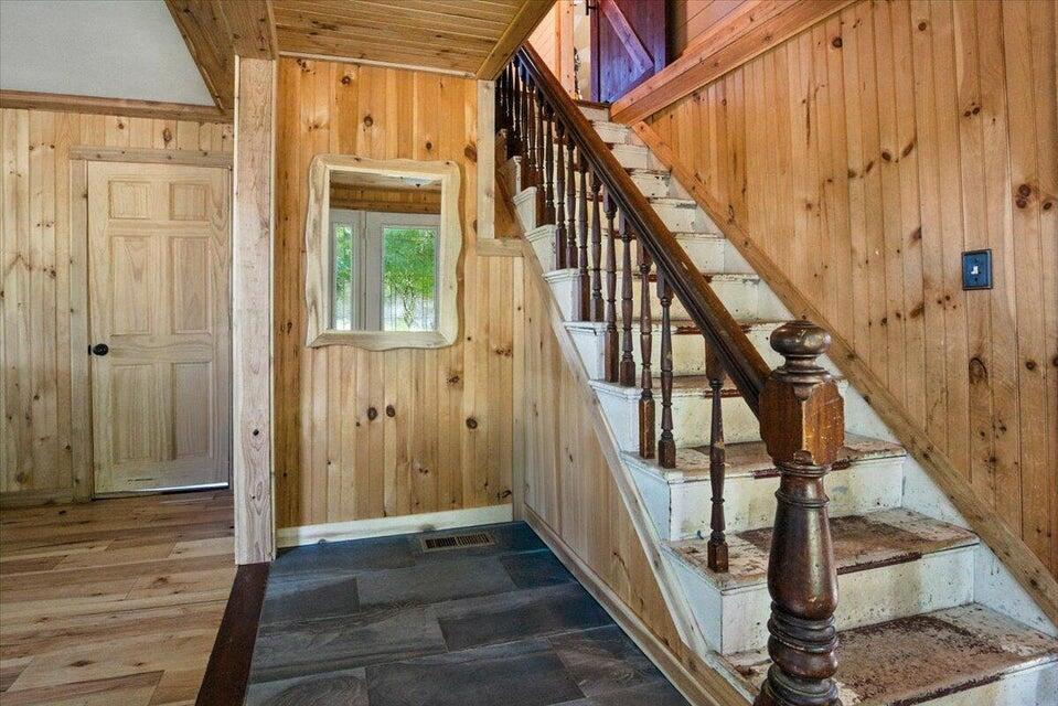 817 Riverside Drive, Augusta, ME, 04330