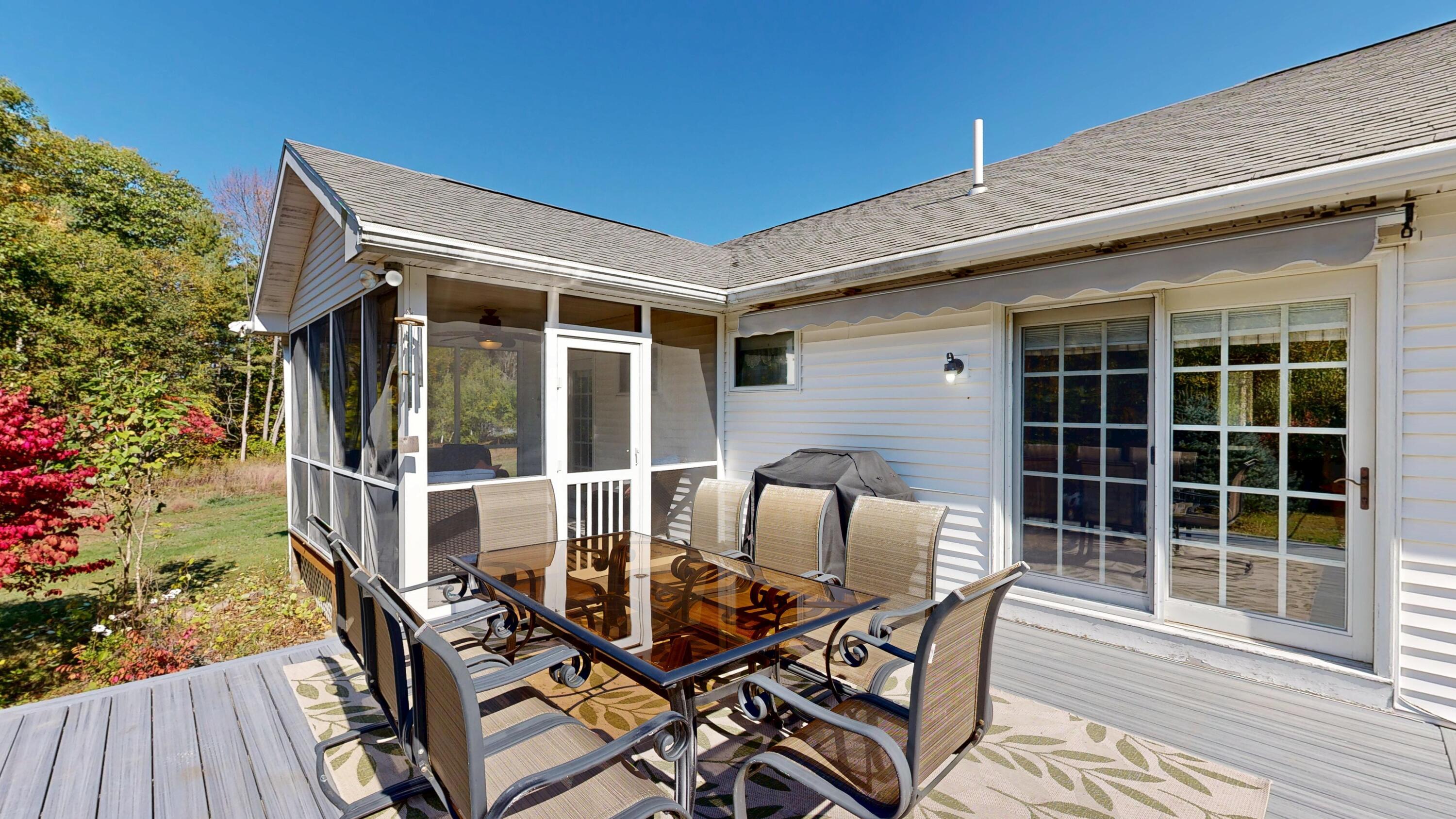 12 Hartford Street, Lewiston, ME, 04240