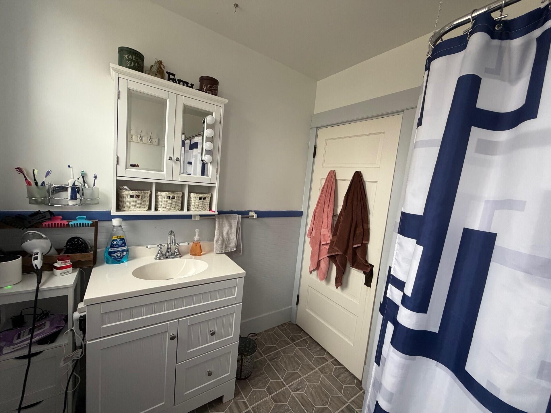 21 Bowdoin Street, Houlton, ME, 04730