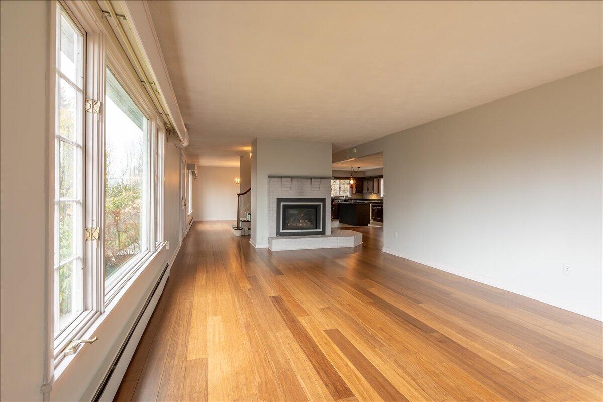 200 Mistic Avenue, Rockport, ME, 04856