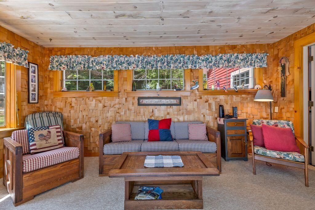 21 Wood Duck Way, Norway, ME, 04268