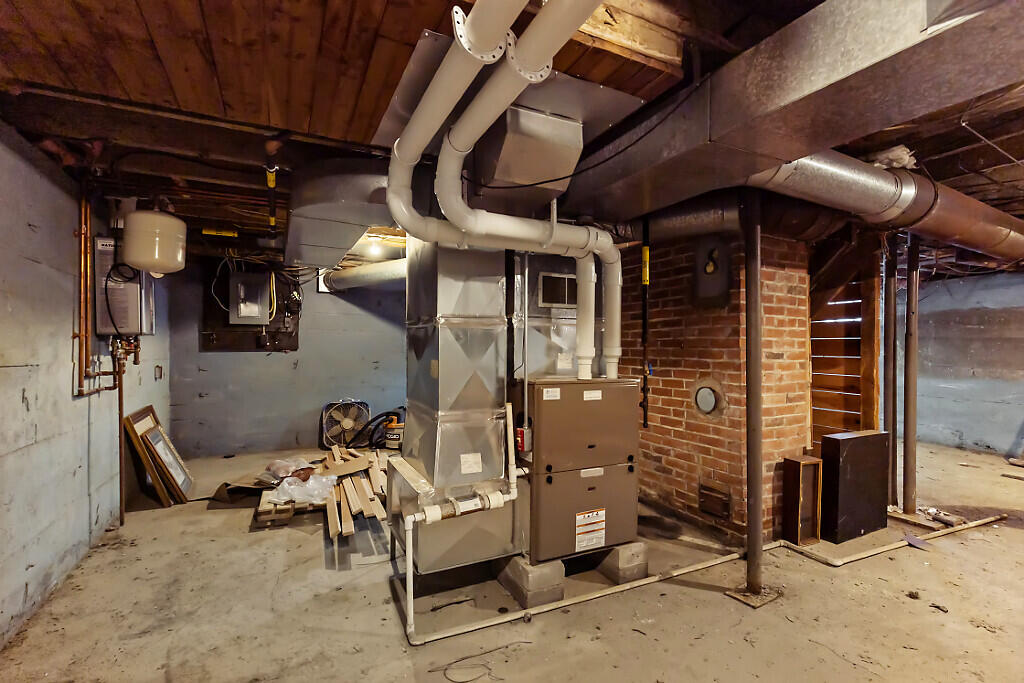 18 Manley Street, Augusta, ME, 04330