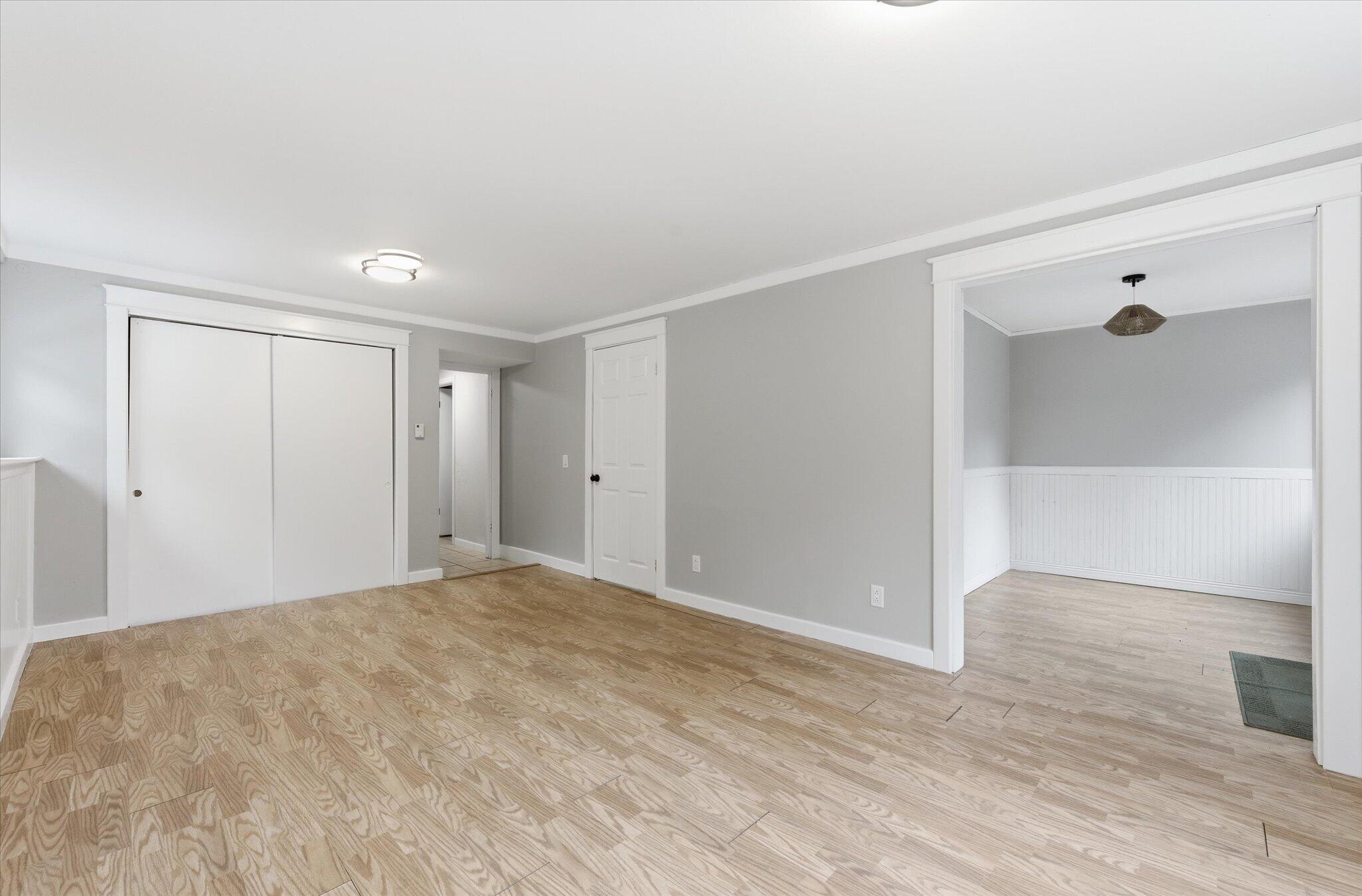 32 Charles Drive, Holden, ME, 04429