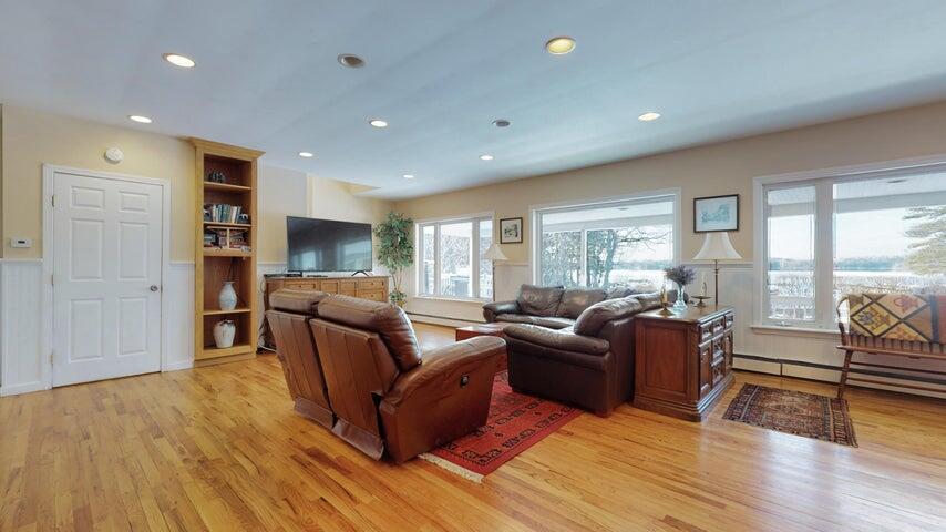72 Sand Beach Road