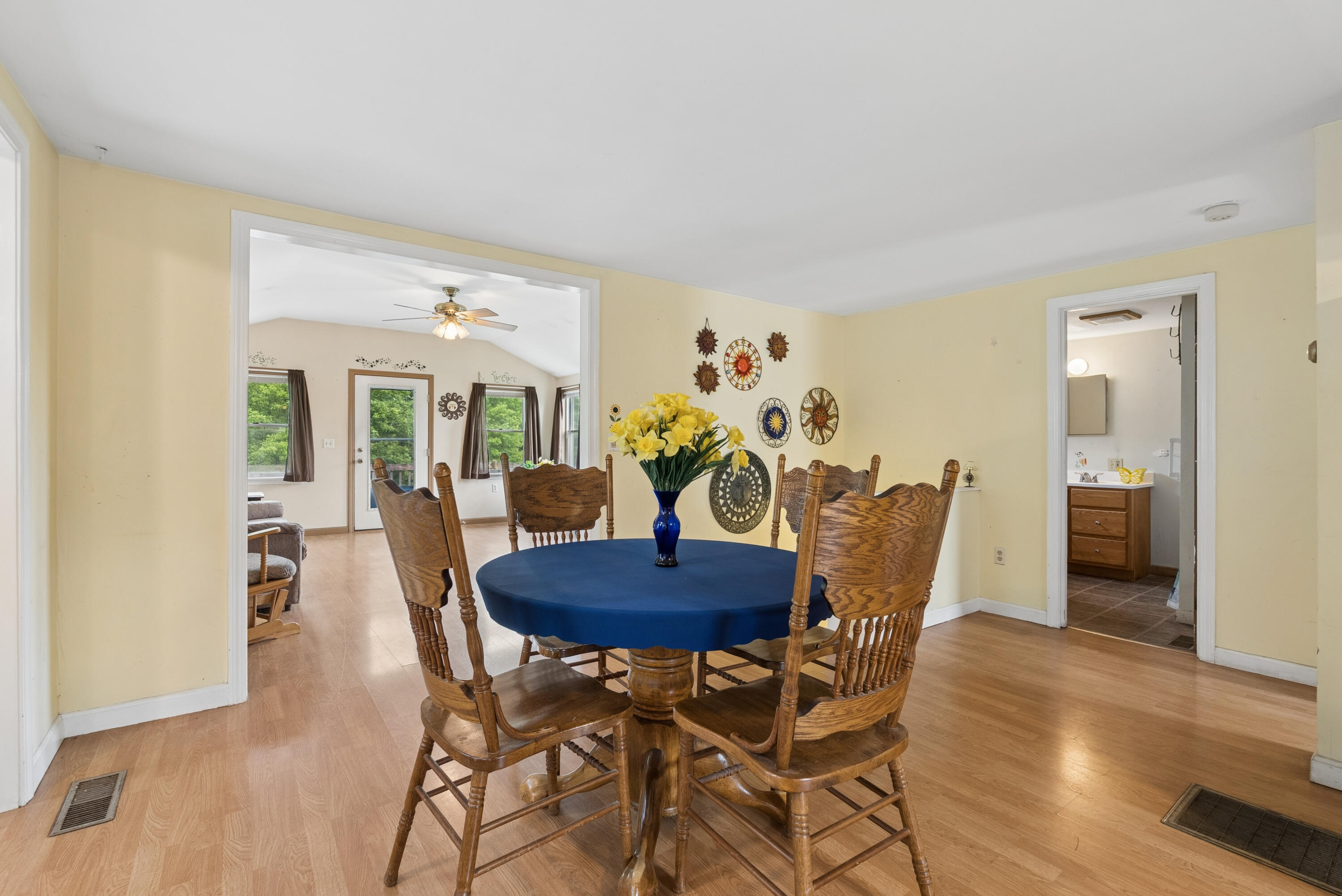 343 Luce Road, Readfield, ME 04355 DSC08431