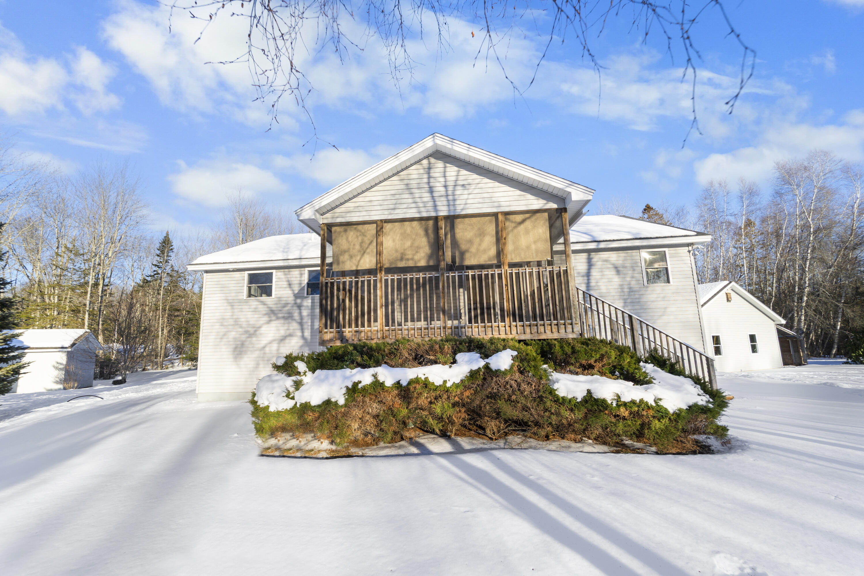 50 Emerald Drive, Hampden, ME, 04444