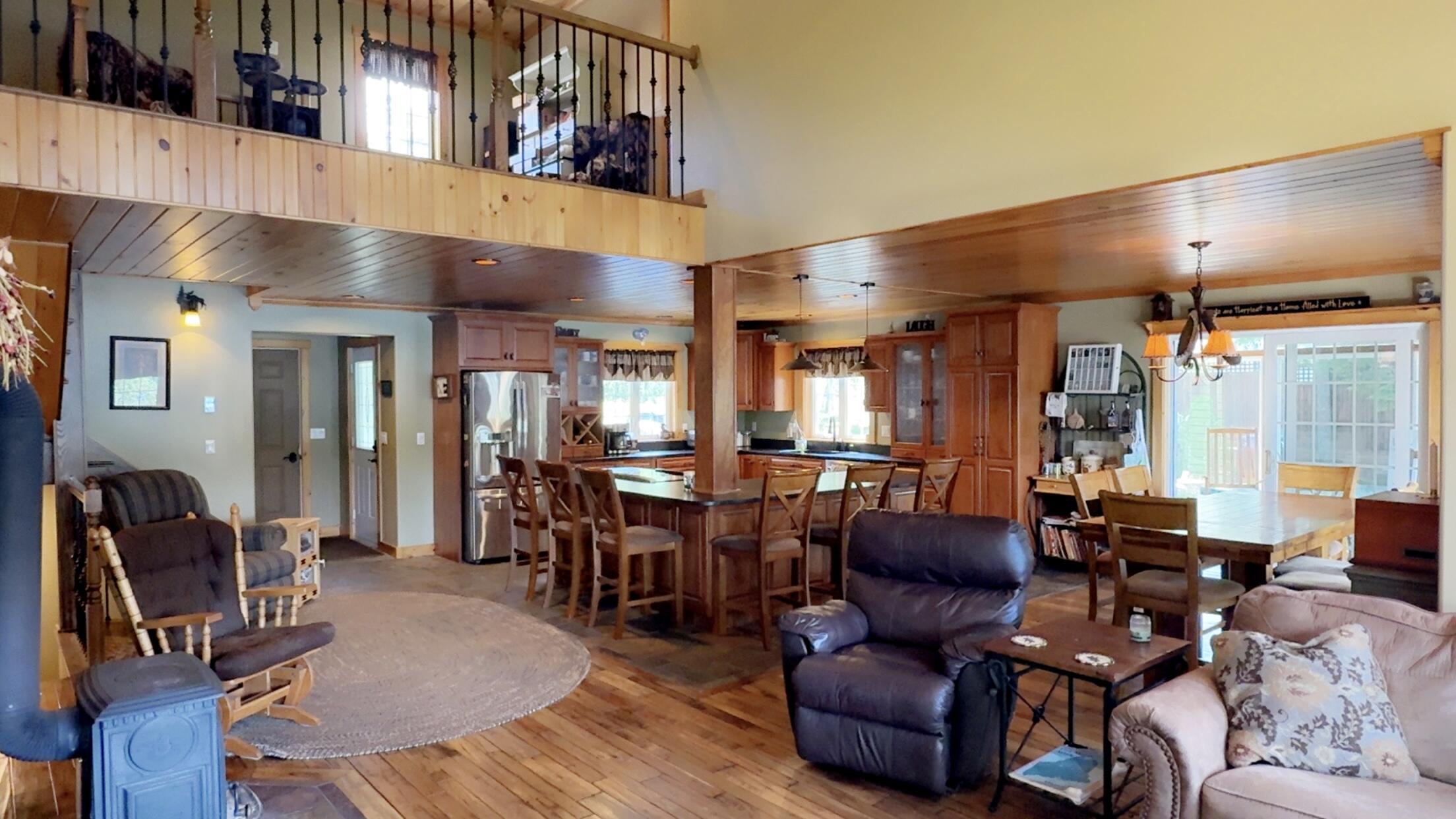 446 E Van Buren Cove Road, T17 R3 Wels, ME 04785 IMG_6500