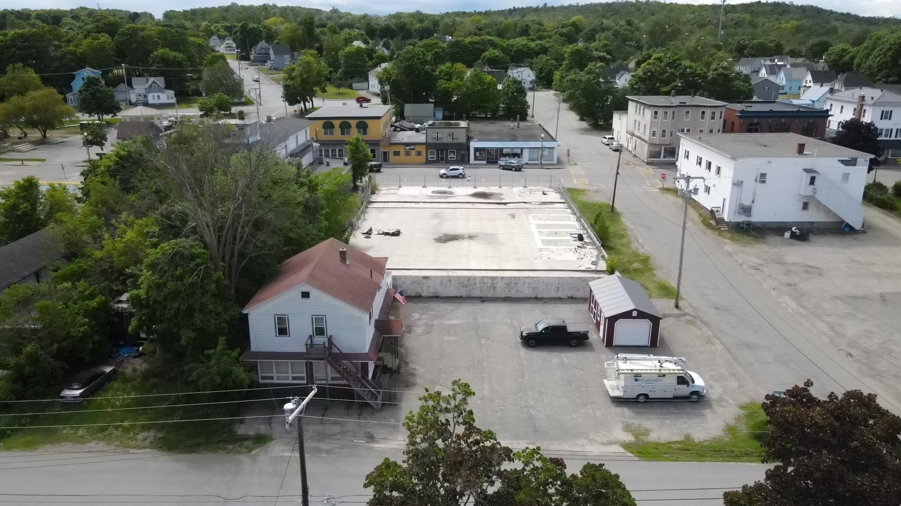 75 Penobscot Avenue, Millinocket, ME, 04462