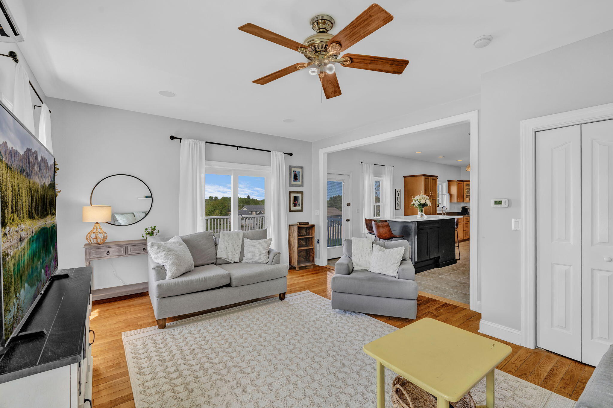 24-web-or-mls-40-hillview-dr