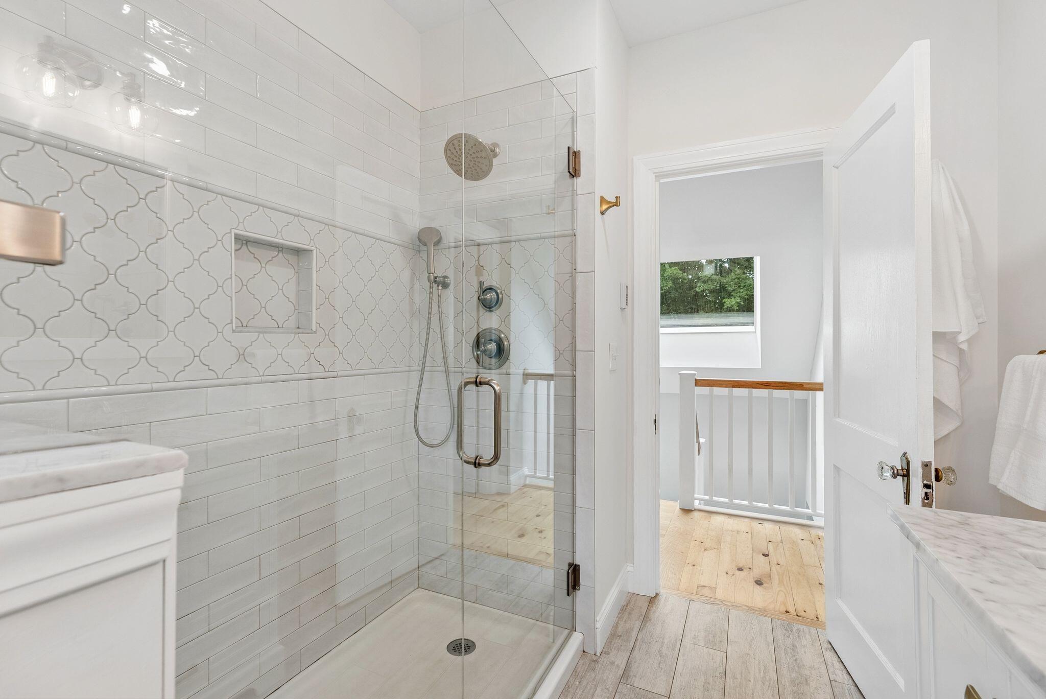 20 Just-A-Mere Road, Falmouth, ME 04105 Second level full bathroom