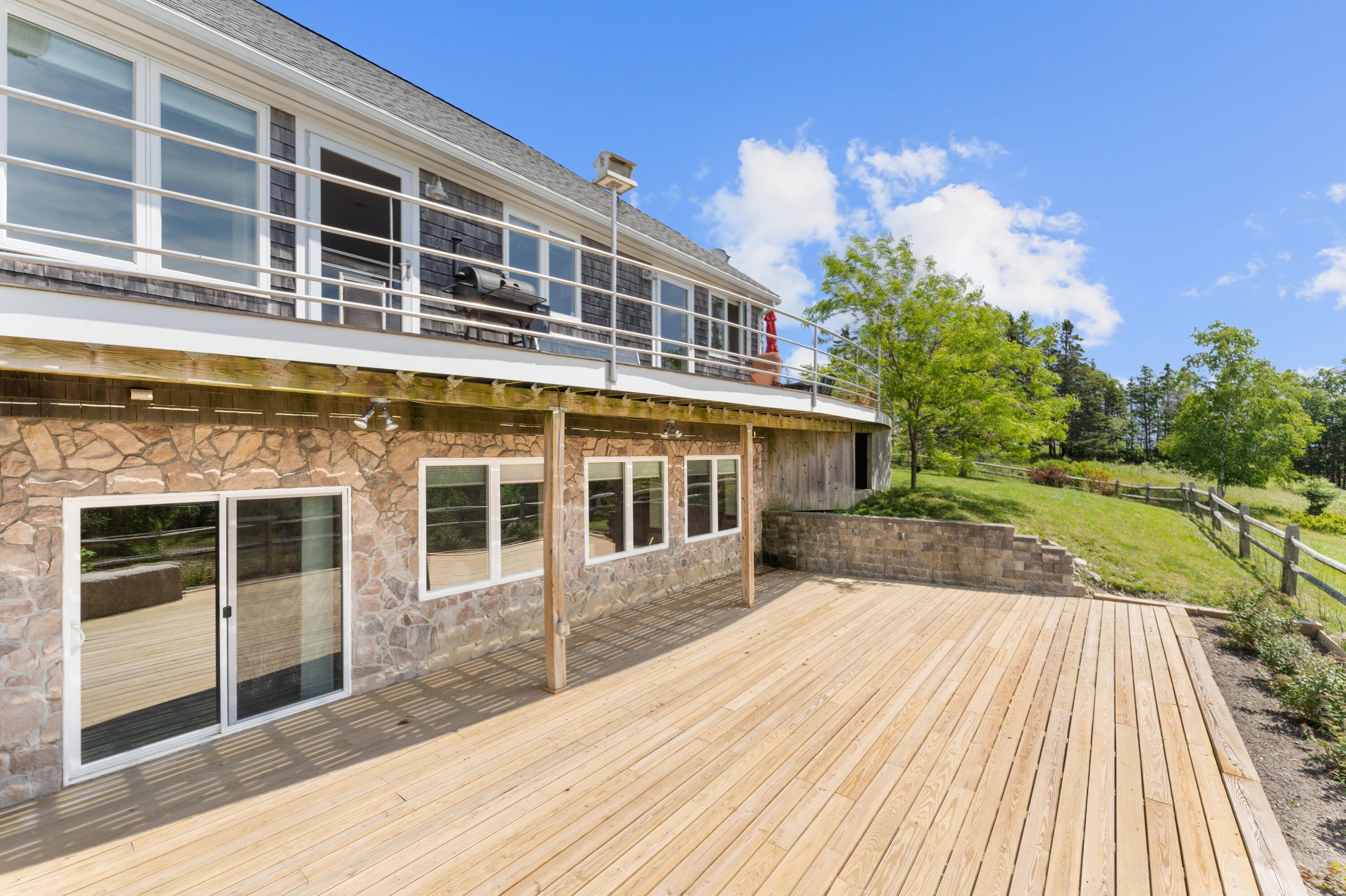 197 N Shore Road, North Haven, ME, 04853