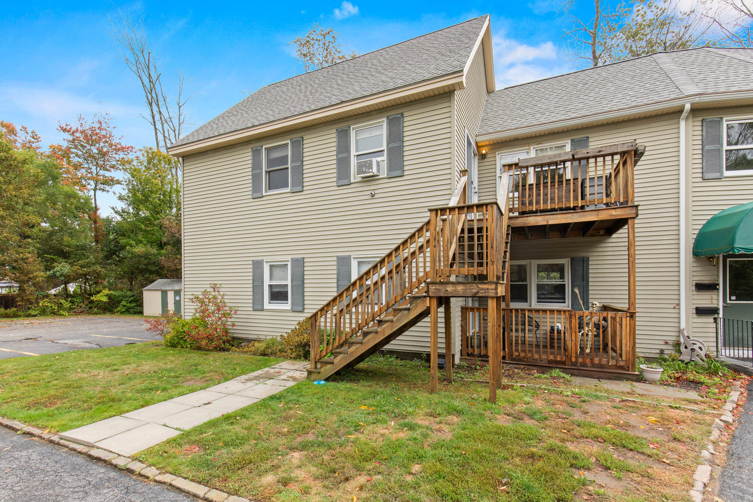 221 Longfellow Street, #4, Westbrook, ME 04092 221 Longfellow