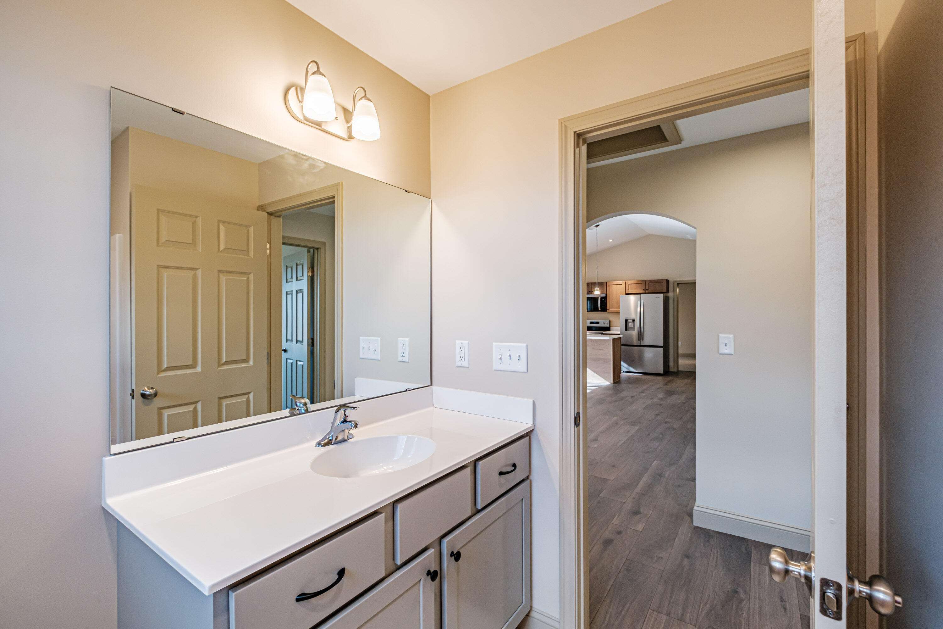 33 Woodbrey Lane, Standish, ME, 04084