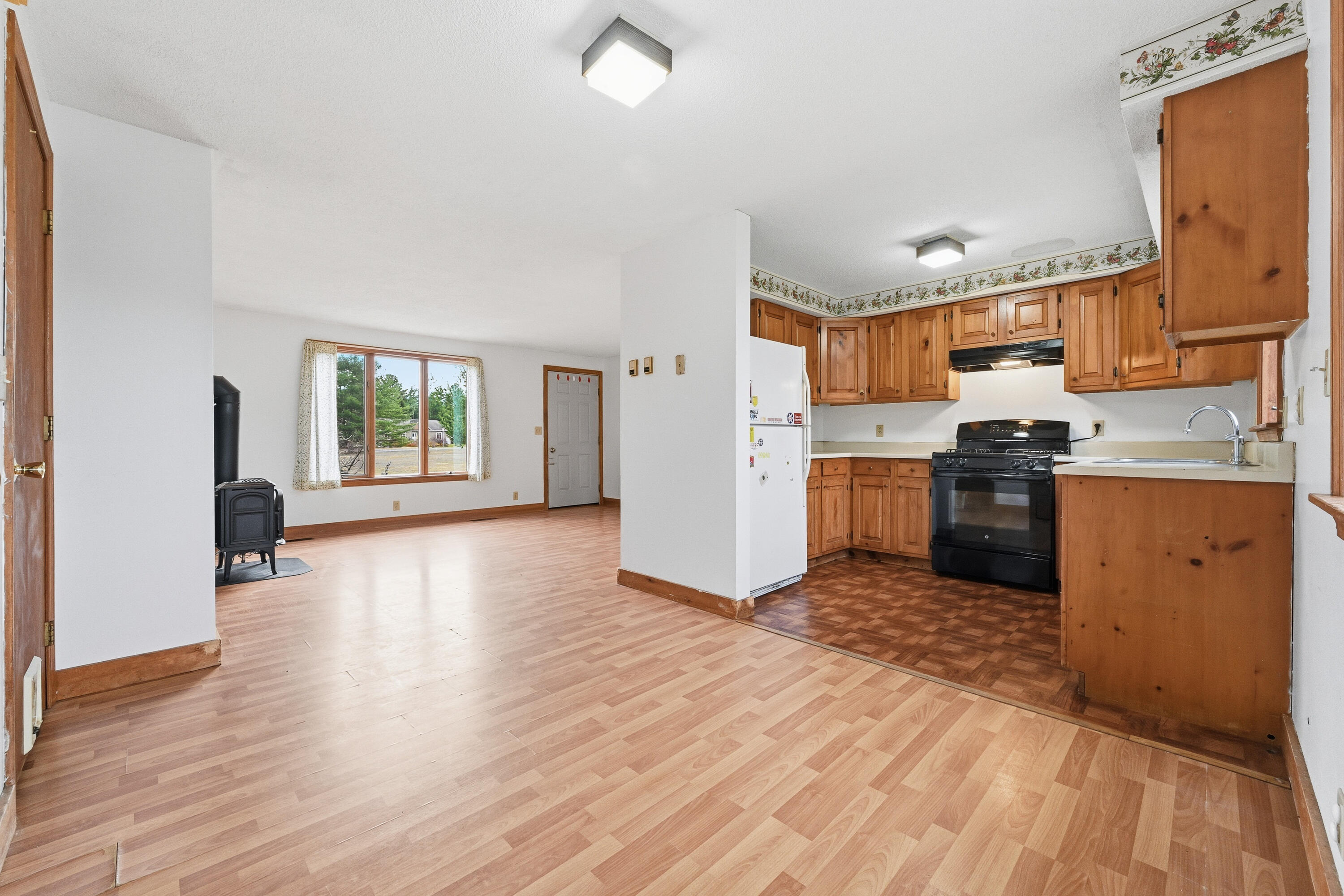 174 W Kingfield Road, Kingfield, ME, 04947