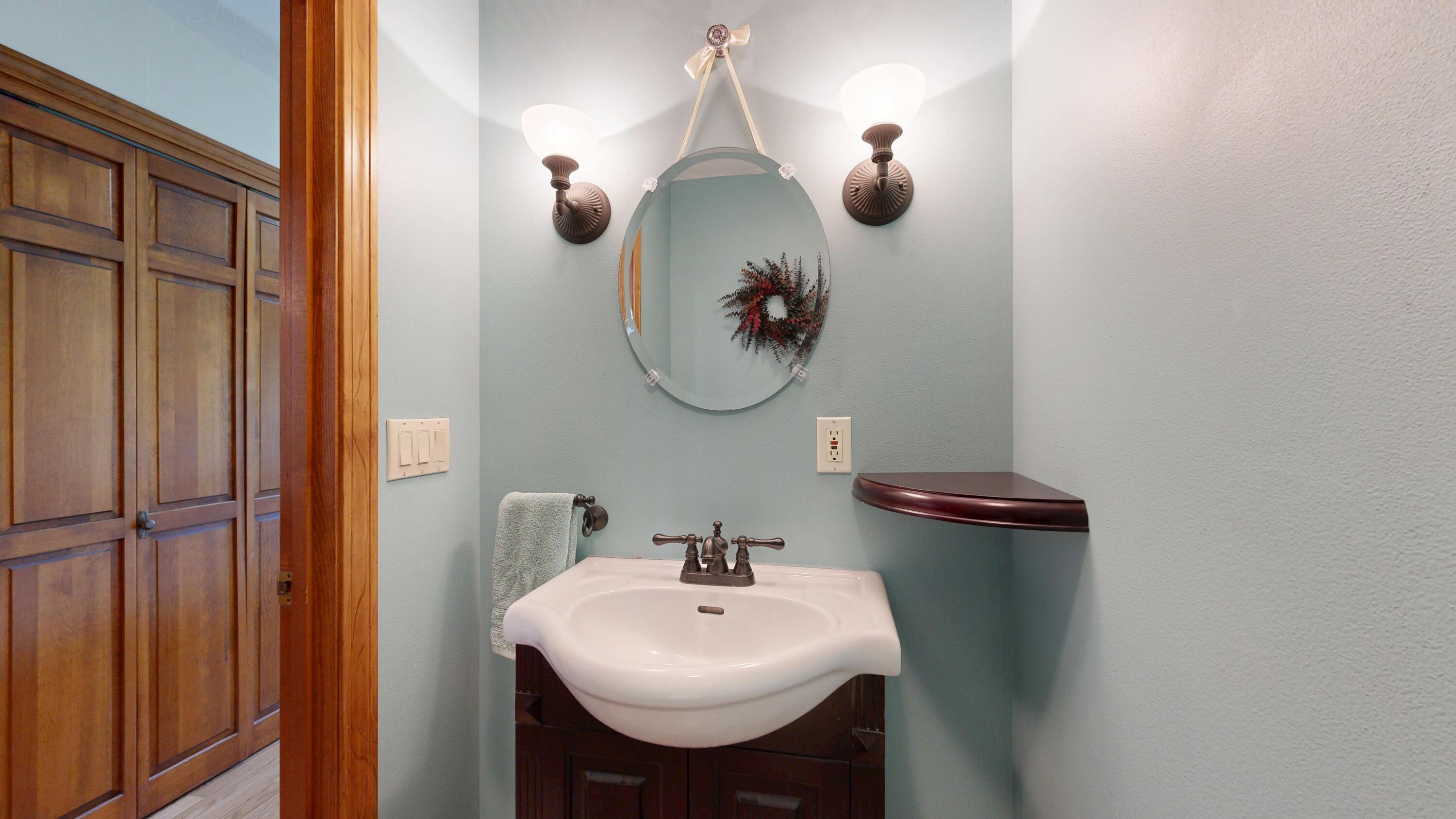 12 Hartford Street, Lewiston, ME, 04240