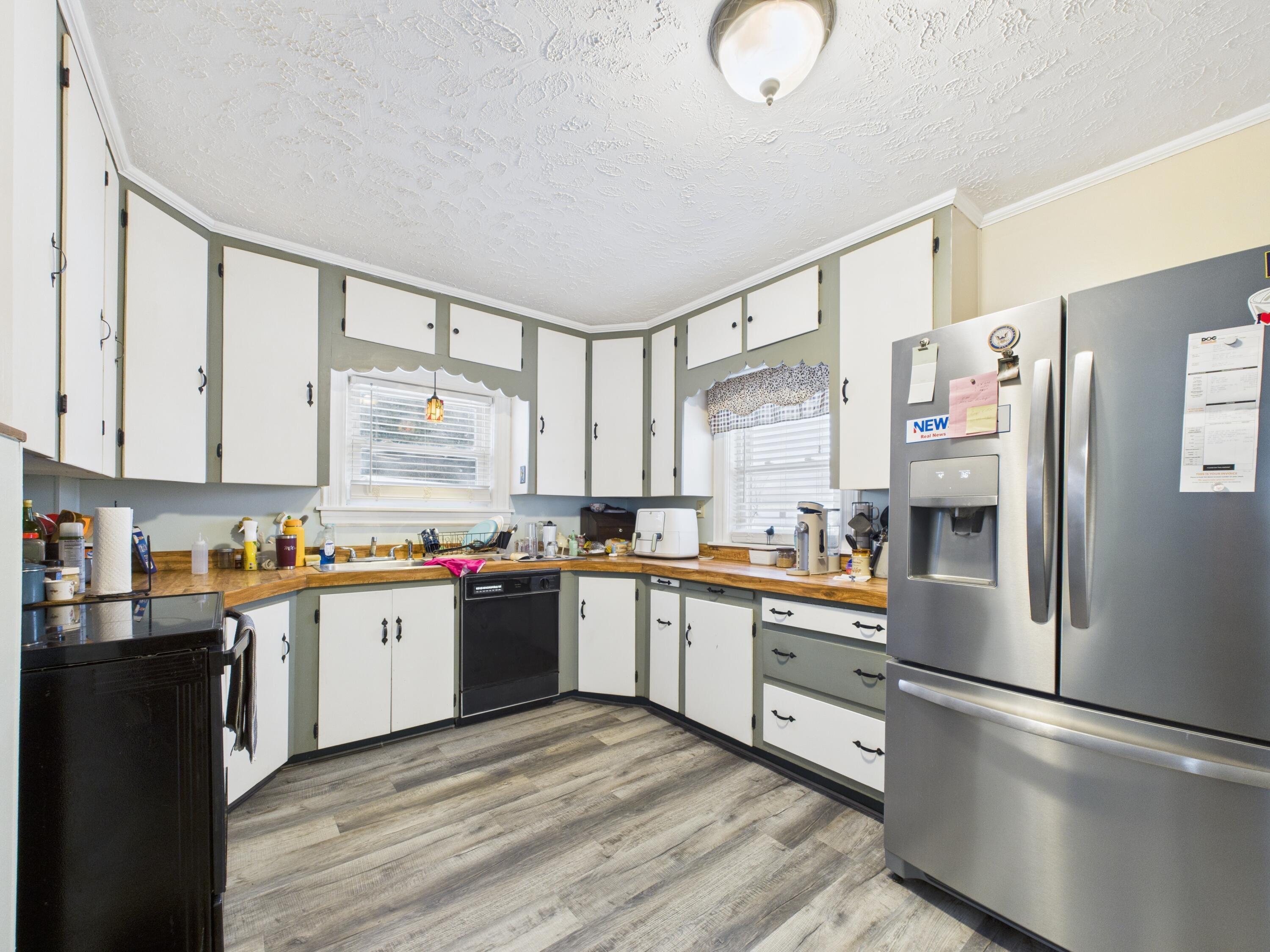 1616 Main Street, Mapleton, ME, 04757