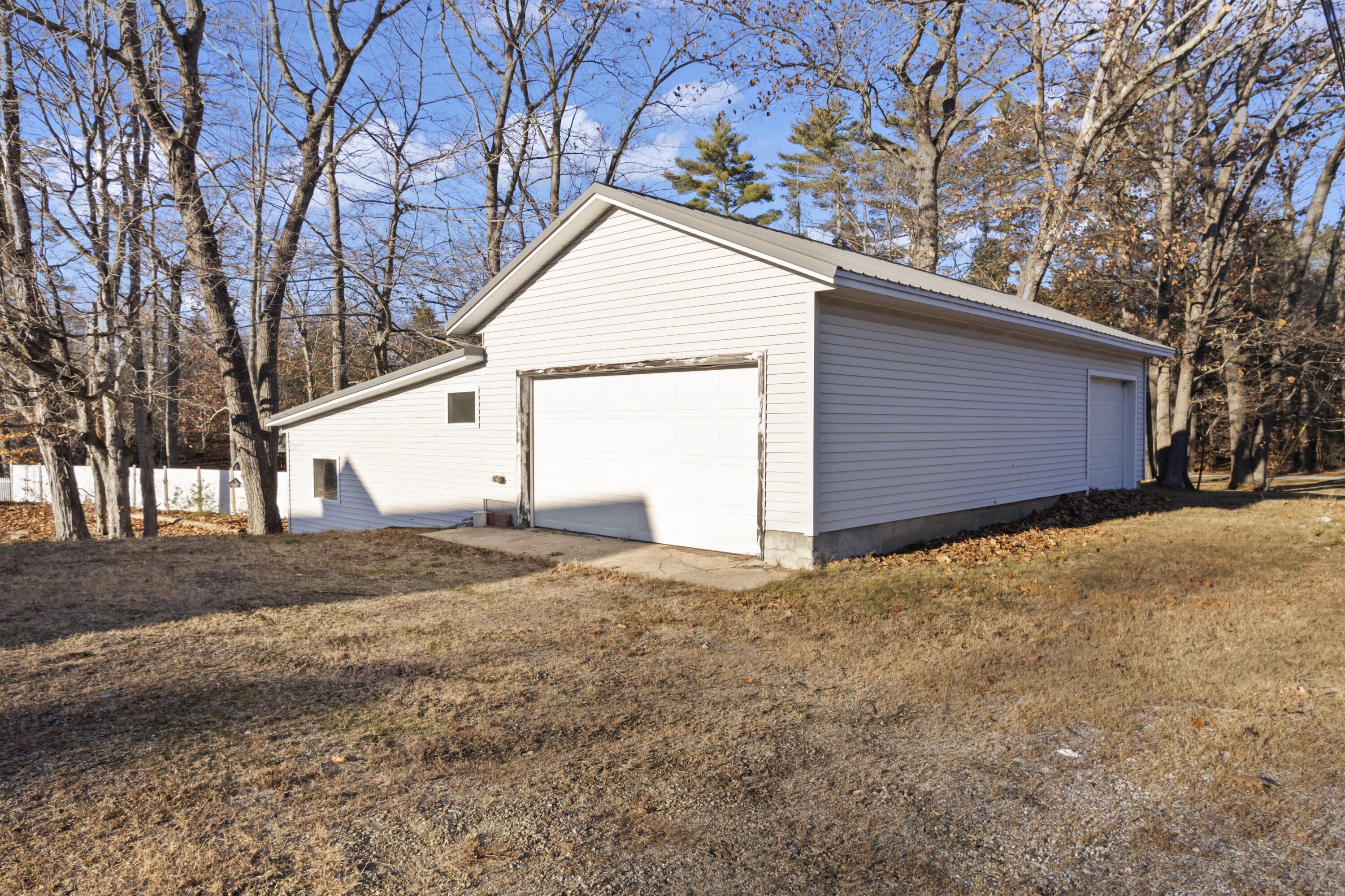24 Emery Corner Road